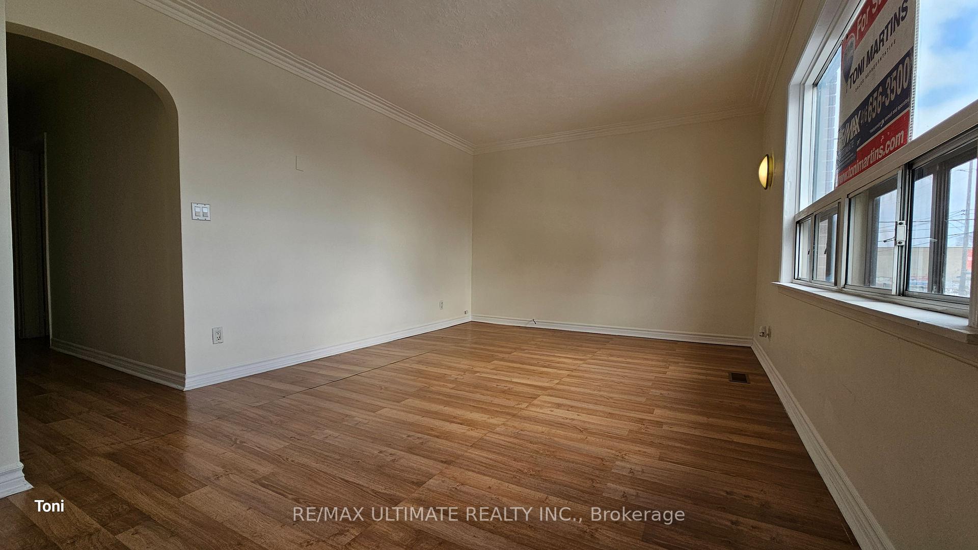 Photo 21 of Unit 2nd floor, 568 Rogers Road, Toronto, Keelesdale-Eglinton West — HOMEH