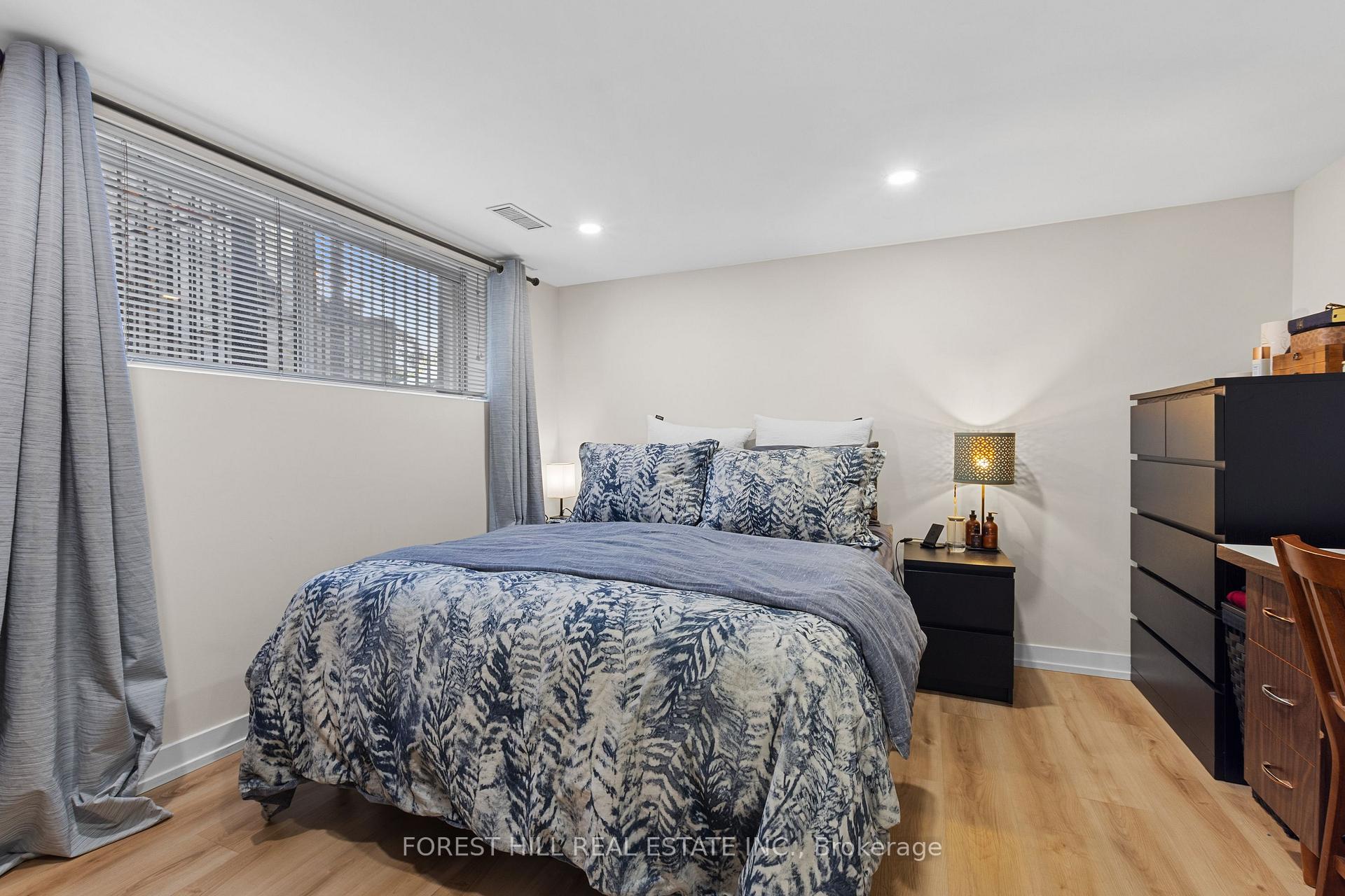 Photo 6 of Unit Lower, 53 Meadowbank Road, Etobicoke, Islington-City Centre West — HOMEH