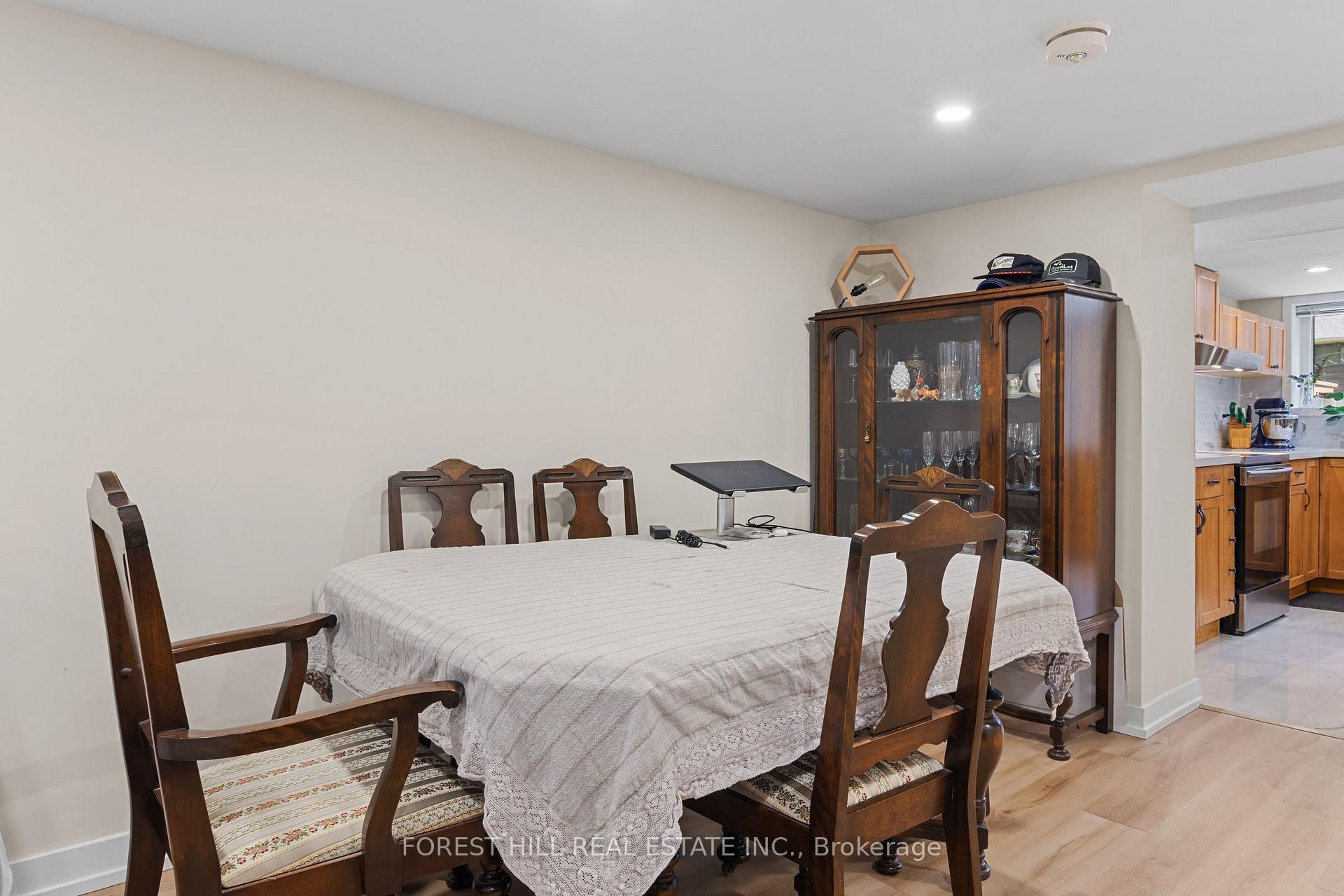 Photo 10 of Unit Lower, 53 Meadowbank Road, Etobicoke, Islington-City Centre West — HOMEH