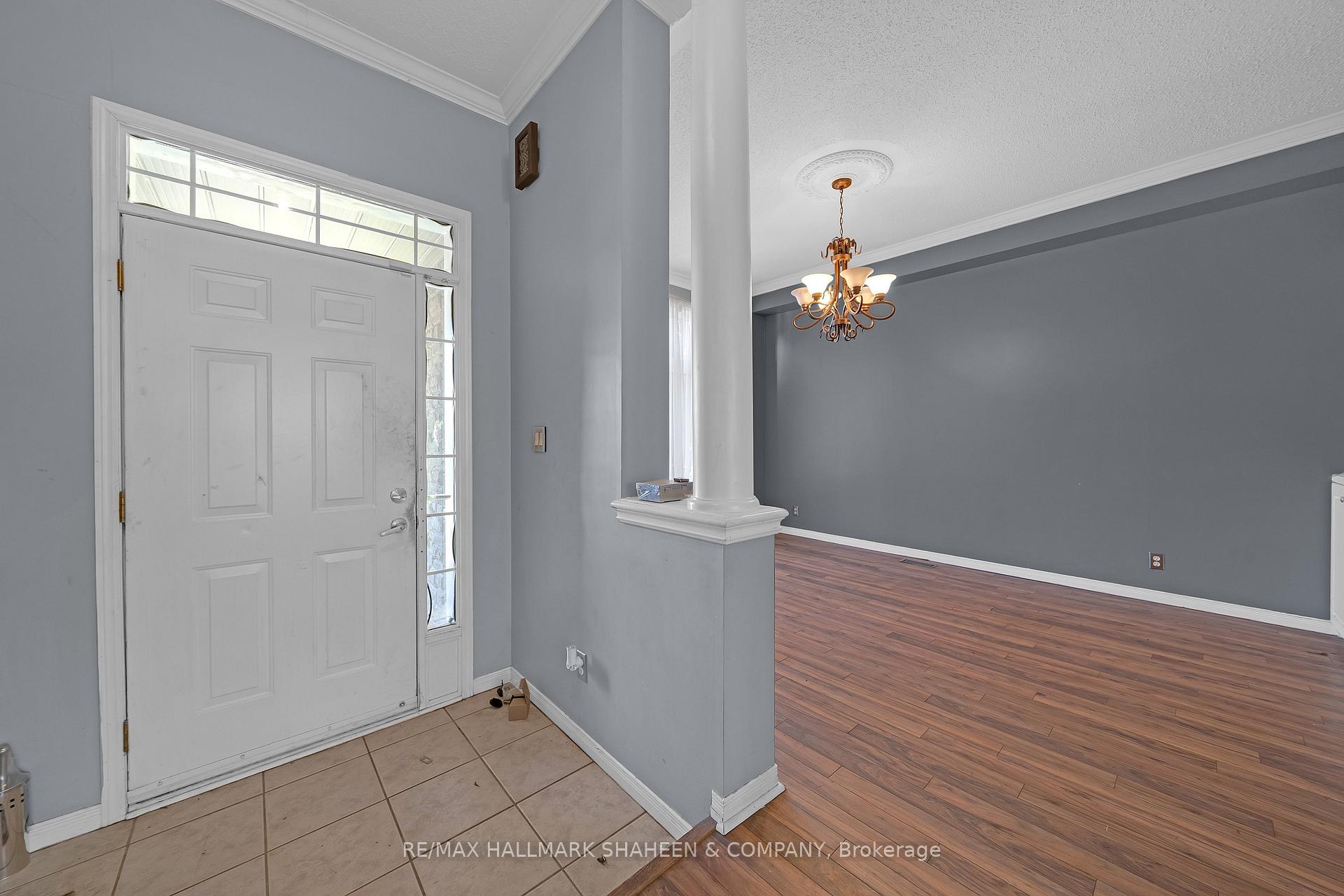 Photo 2 of 1529 Skyview Street, Oshawa, Taunton — HOMEH