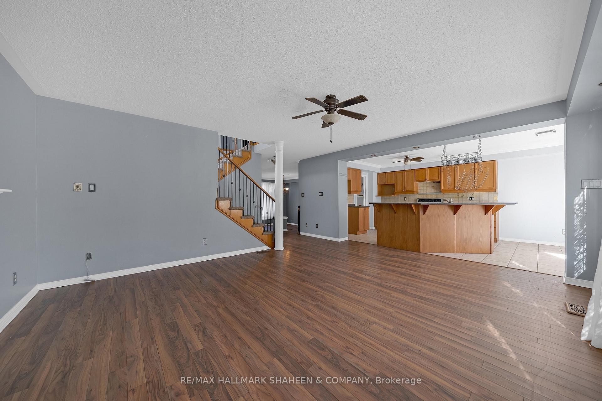 Photo 8 of 1529 Skyview Street, Oshawa, Taunton — HOMEH