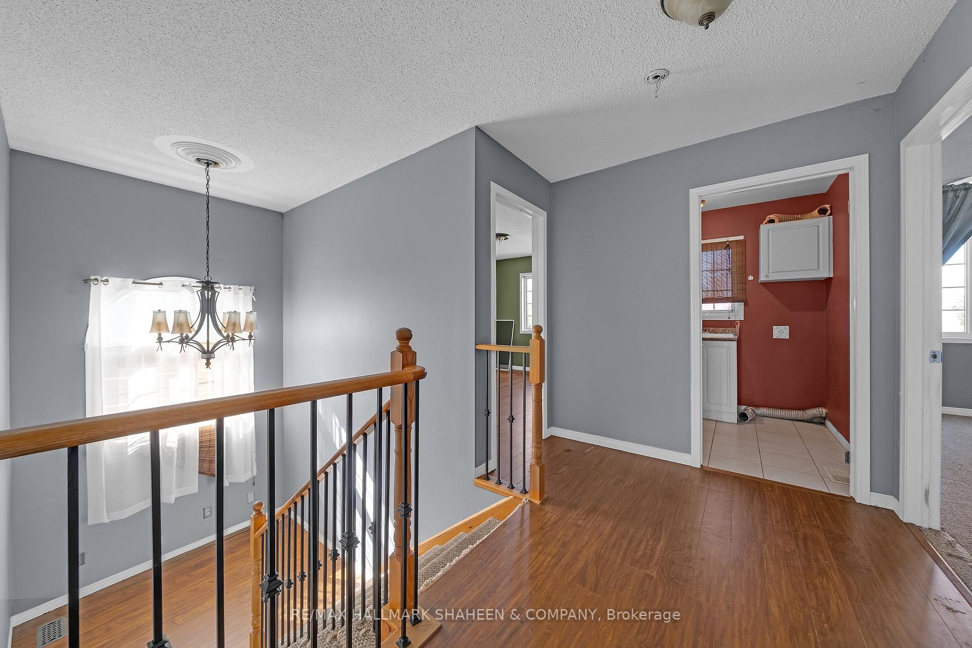 Photo 16 of 1529 Skyview Street, Oshawa, Taunton — HOMEH