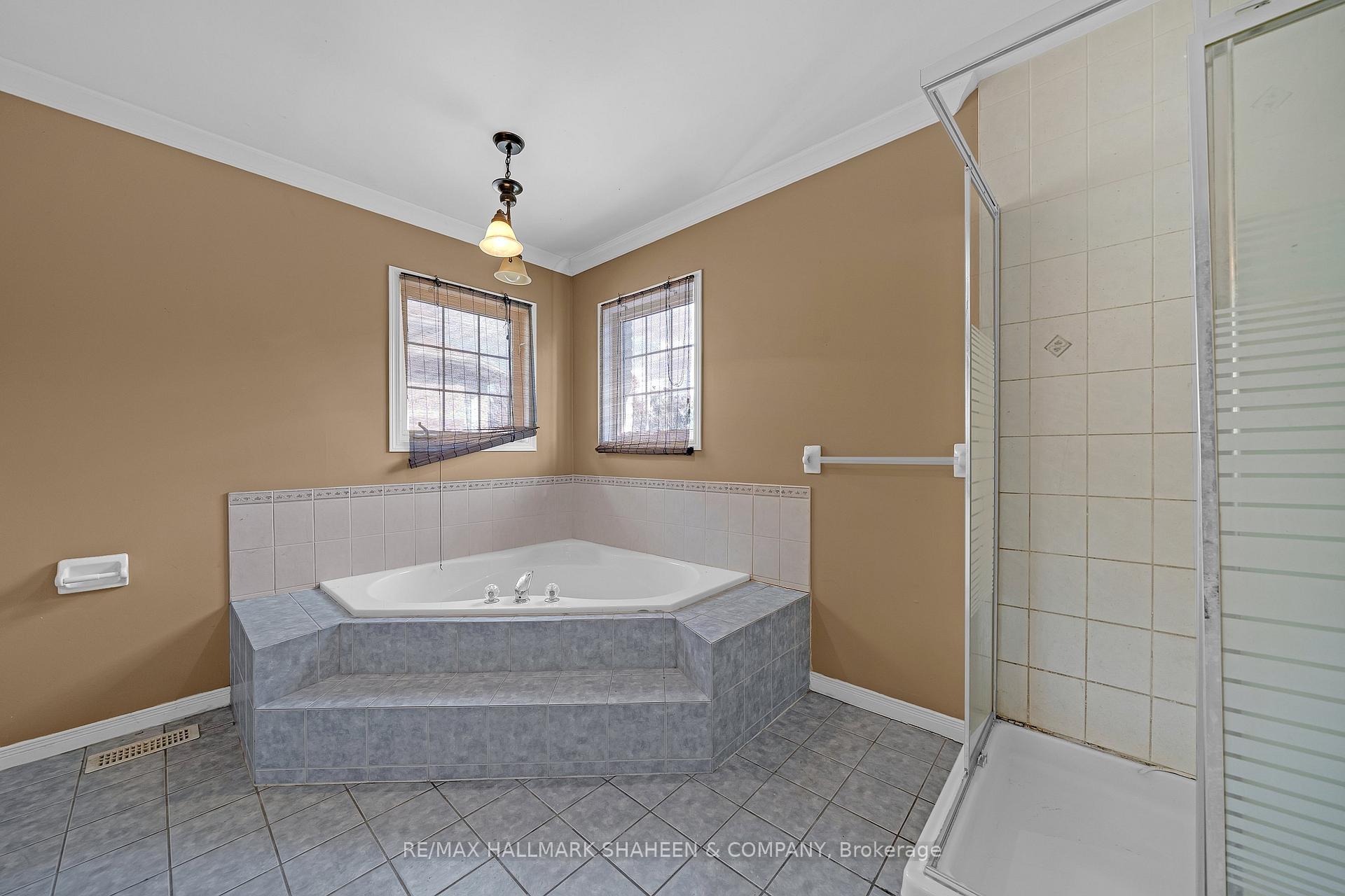 Photo 21 of 1529 Skyview Street, Oshawa, Taunton — HOMEH