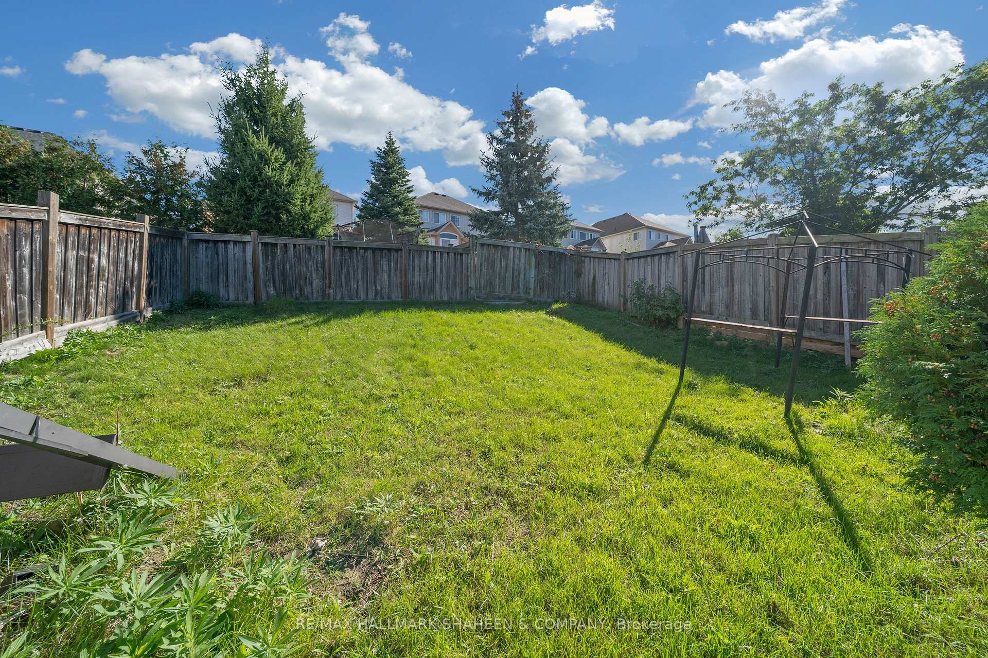 Photo 44 of 1529 Skyview Street, Oshawa, Taunton — HOMEH