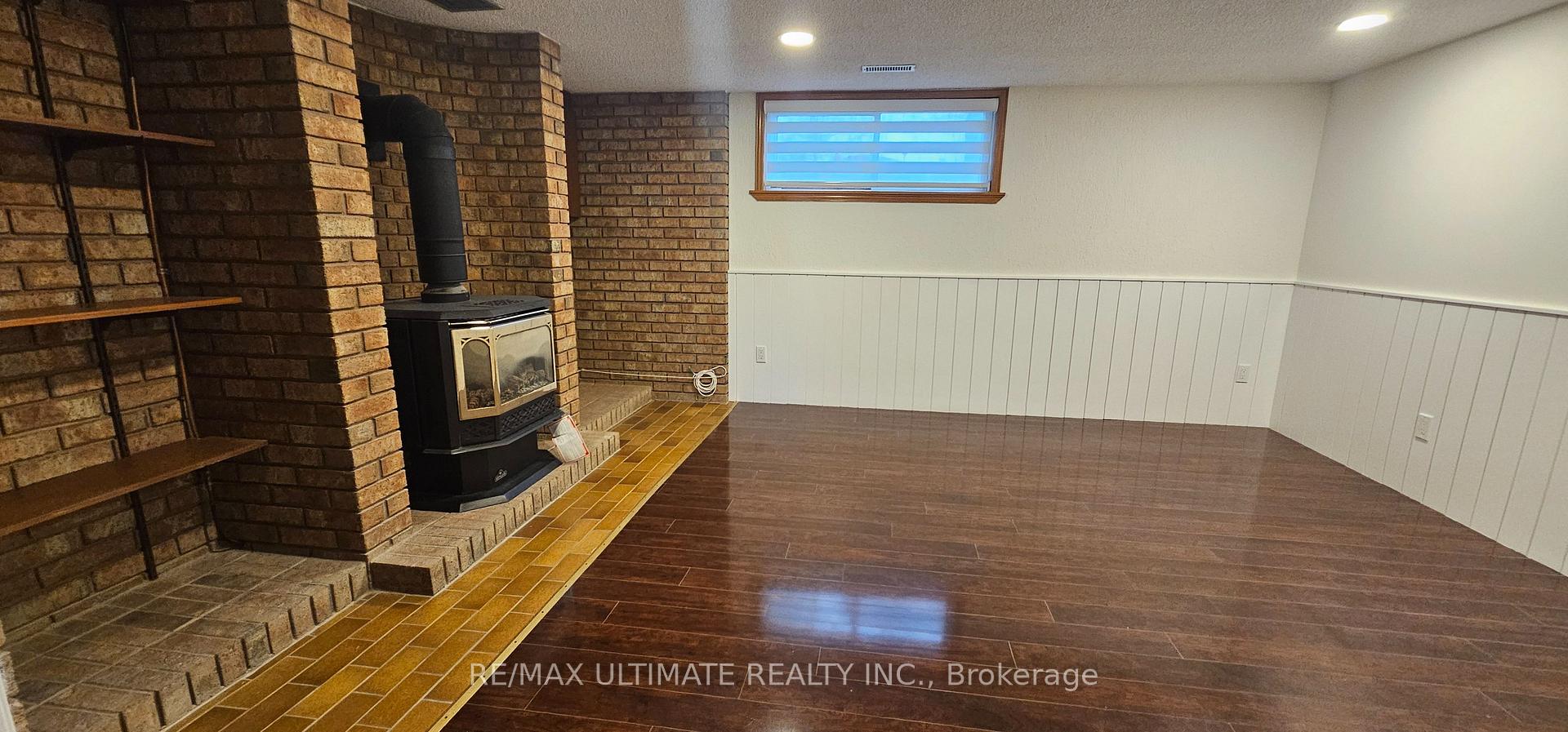 Photo 2 of Unit Basement, 136 Rustic Road, North York, Rustic — HOMEH