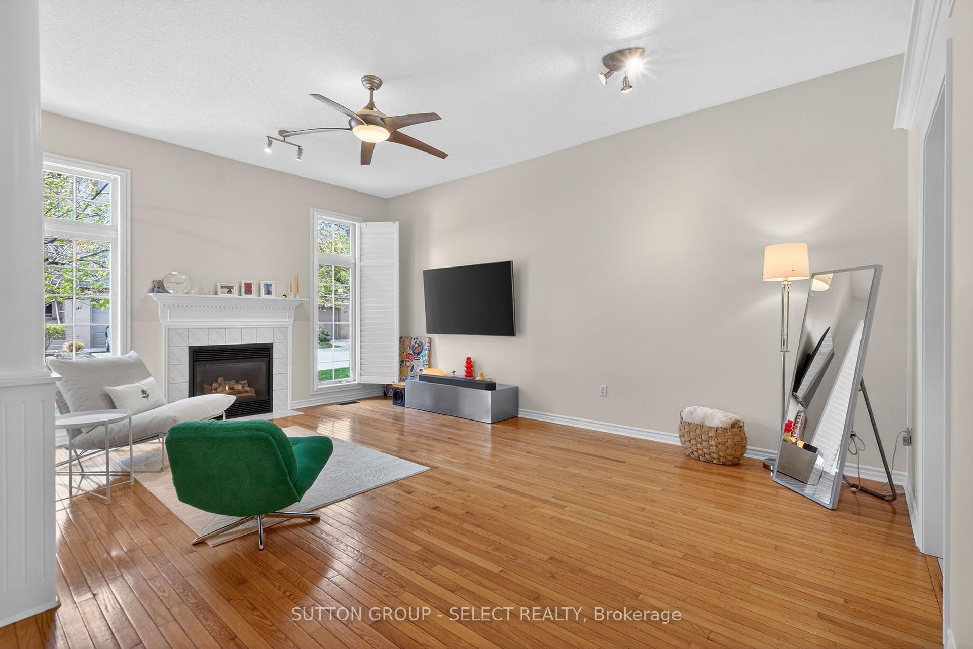 Photo 6 of Unit 5, 270 North Centre Road, London, North R — HOMEH