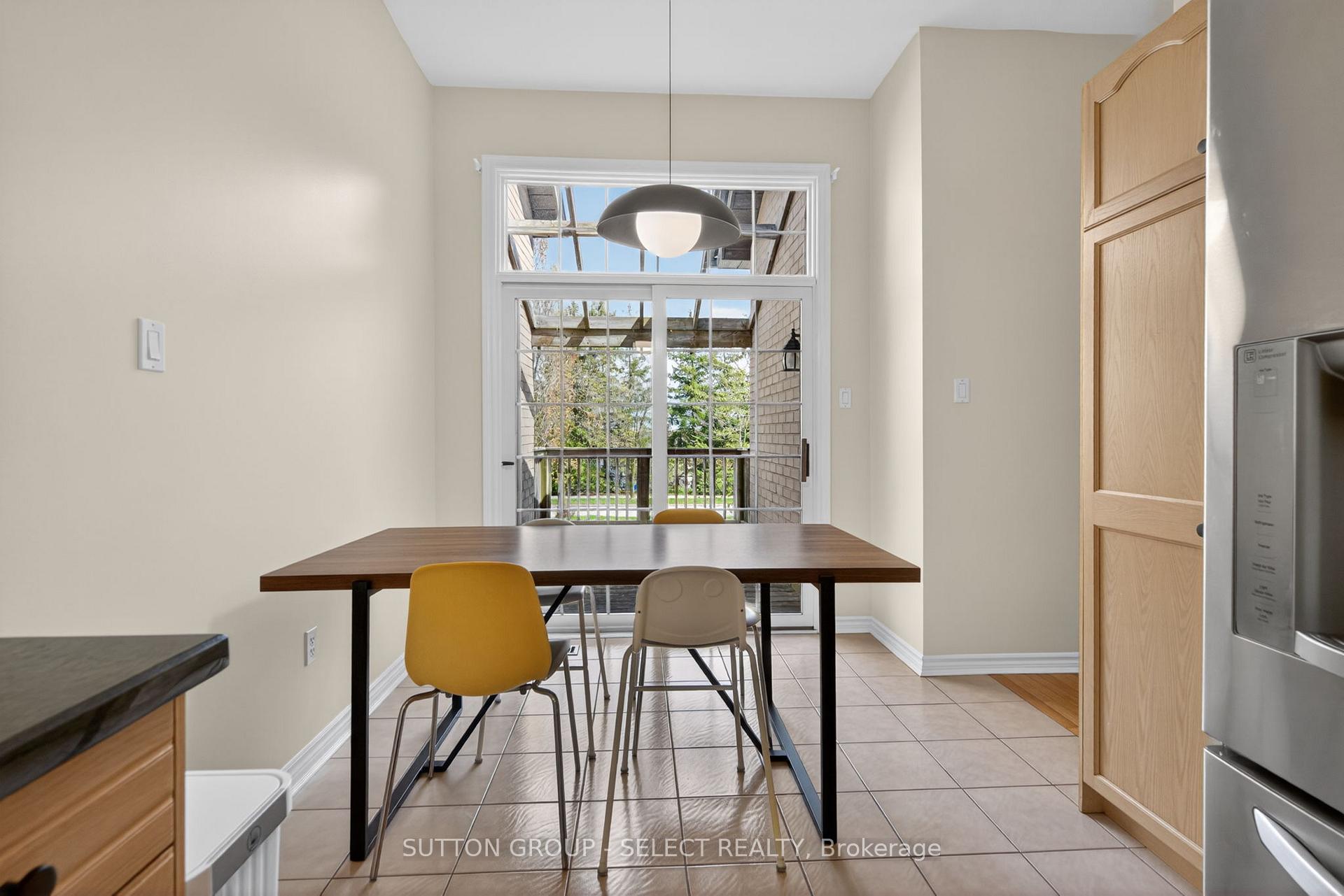 Photo 11 of Unit 5, 270 North Centre Road, London, North R — HOMEH