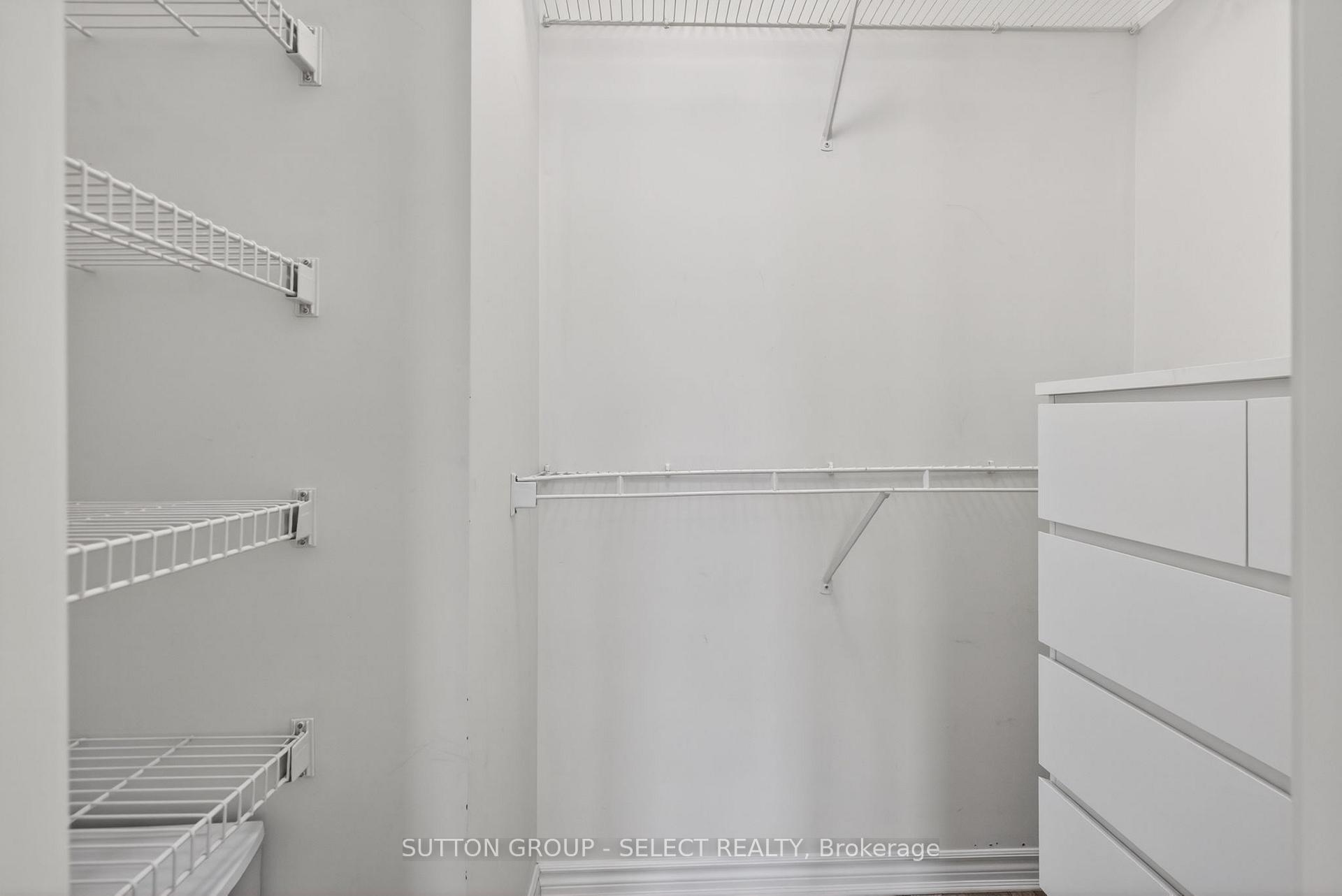 Photo 19 of Unit 5, 270 North Centre Road, London, North R — HOMEH
