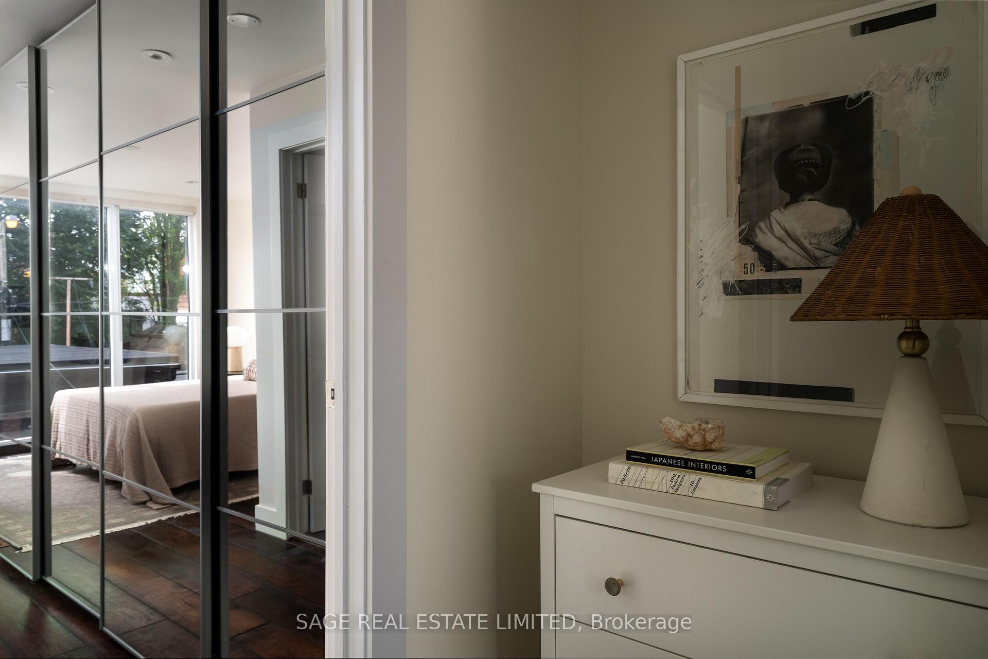 Photo 14 of 15 Crocker Avenue, Toronto, Trinity-Bellwoods — HOMEH
