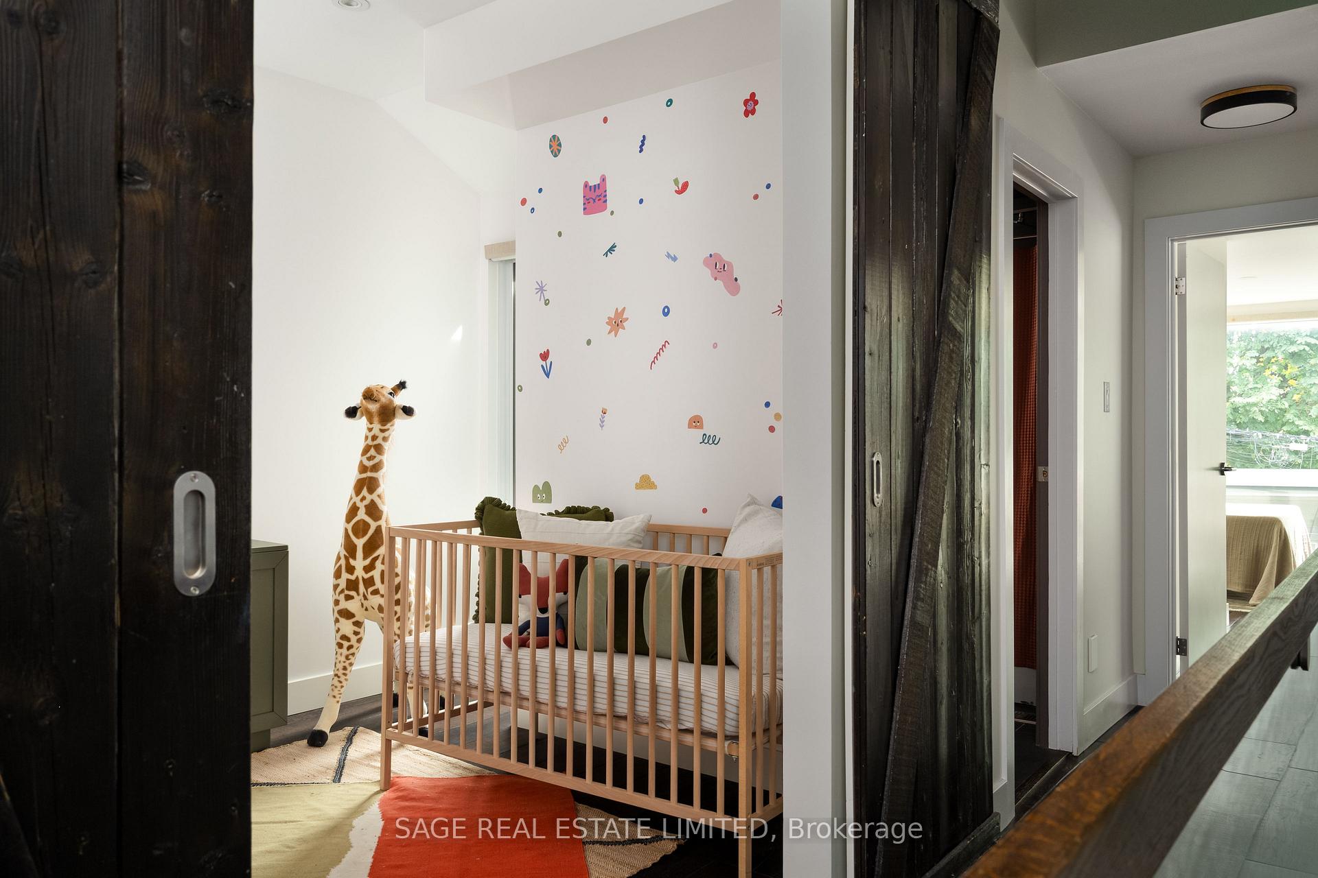 Photo 24 of 15 Crocker Avenue, Toronto, Trinity-Bellwoods — HOMEH