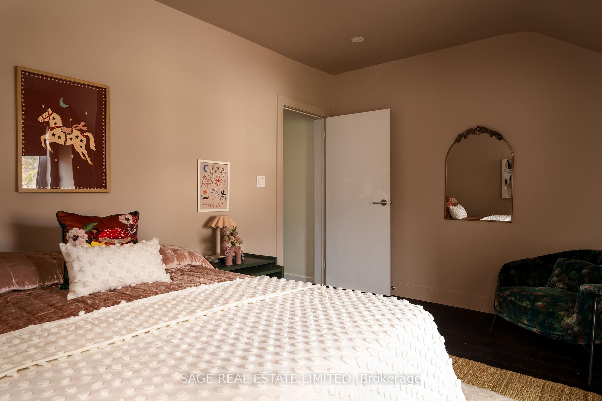 Photo 30 of 15 Crocker Avenue, Toronto, Trinity-Bellwoods — HOMEH