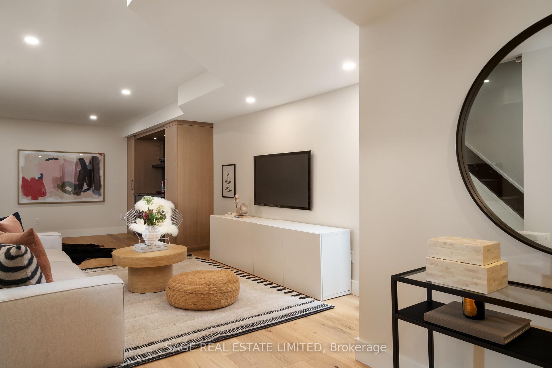Photo 31 of 15 Crocker Avenue, Toronto, Trinity-Bellwoods — HOMEH