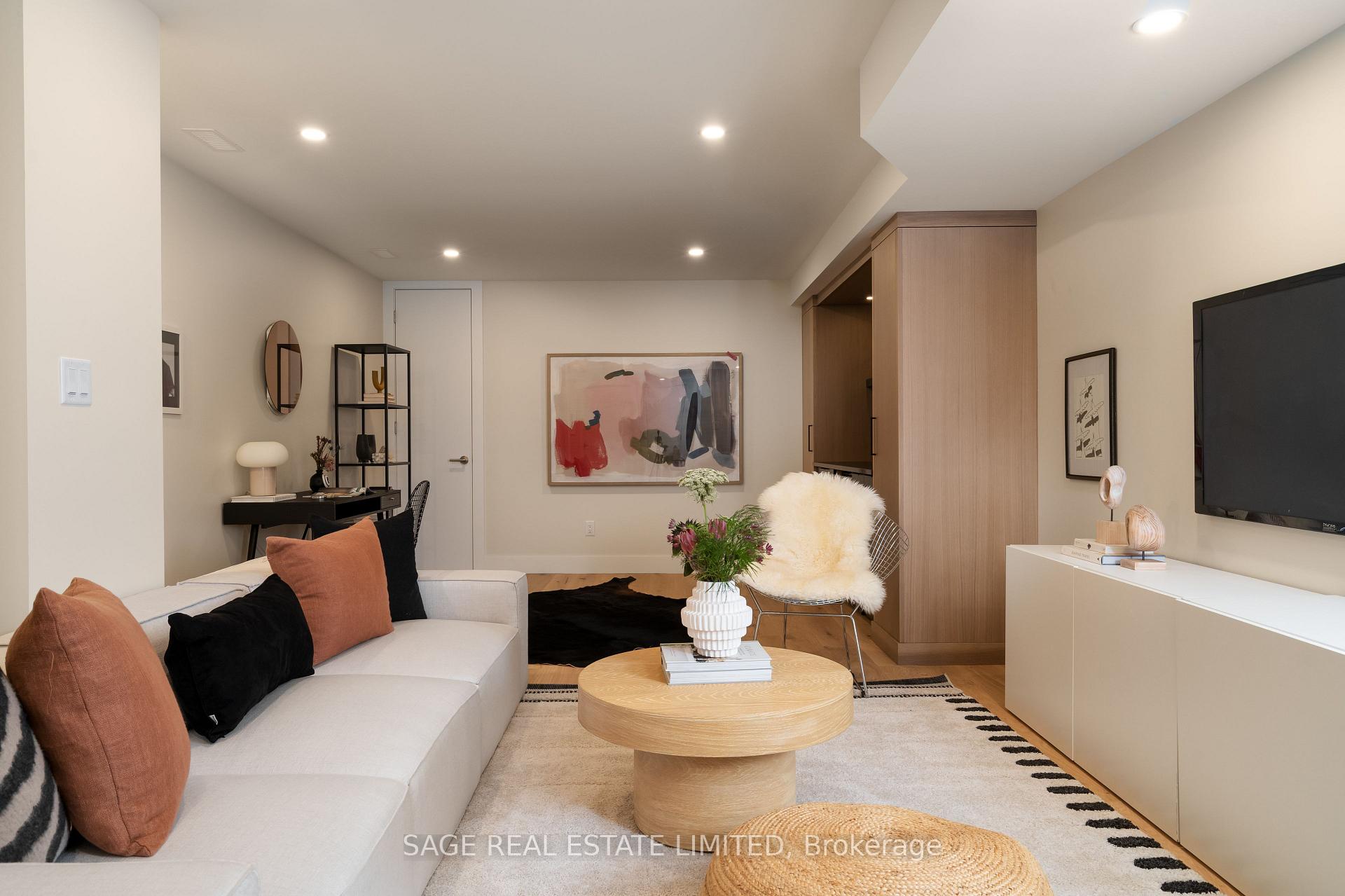 Photo 32 of 15 Crocker Avenue, Toronto, Trinity-Bellwoods — HOMEH