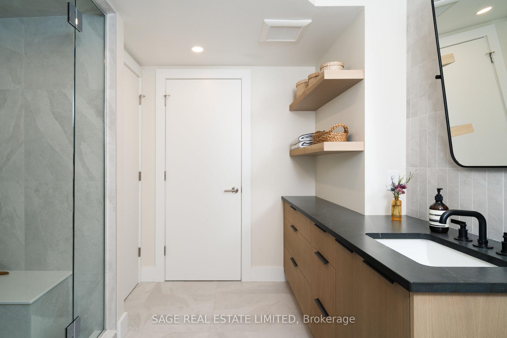 Photo 35 of 15 Crocker Avenue, Toronto, Trinity-Bellwoods — HOMEH