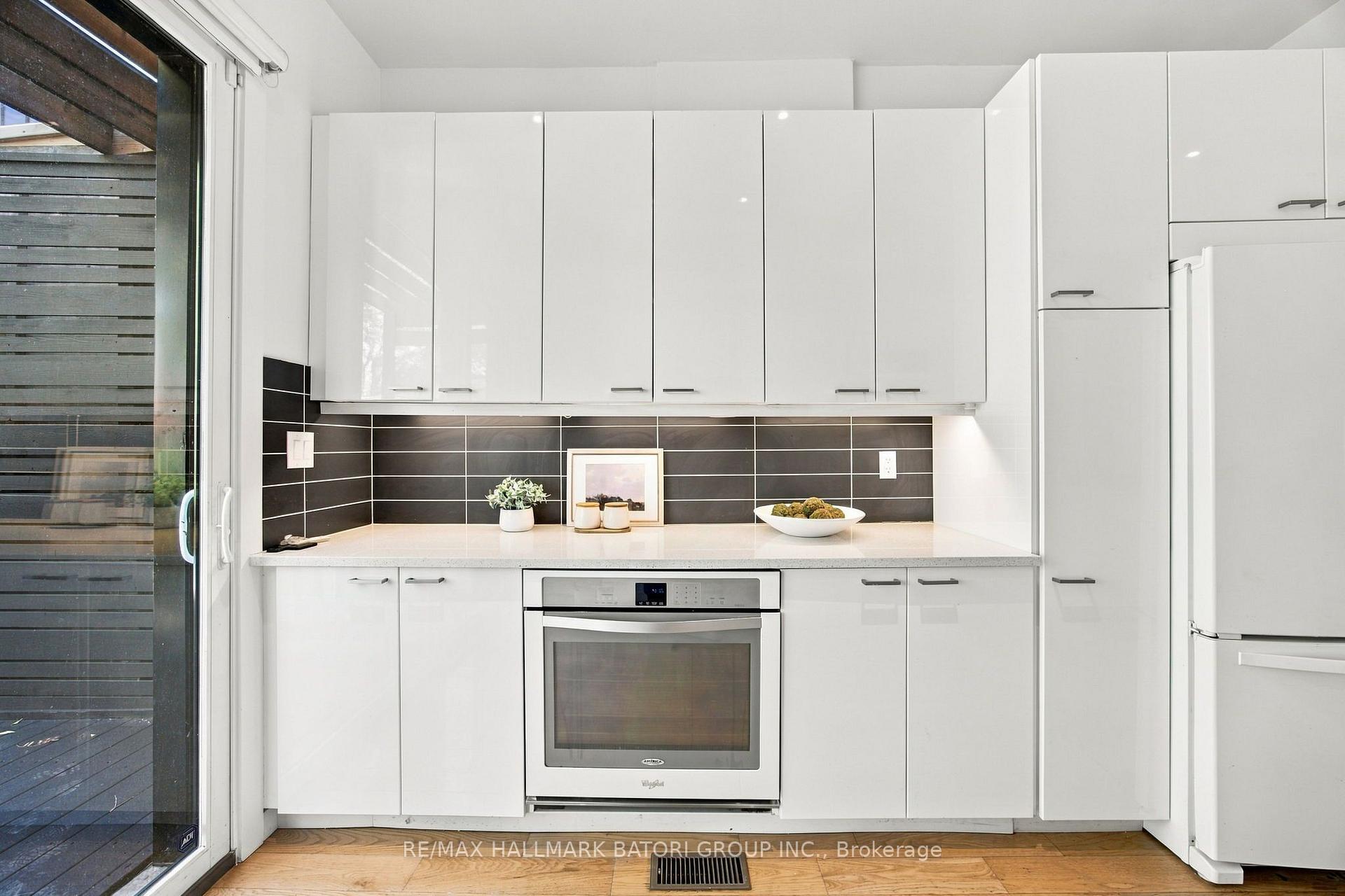 Photo 13 of 128 Wells Street, Toronto, The Annex — HOMEH