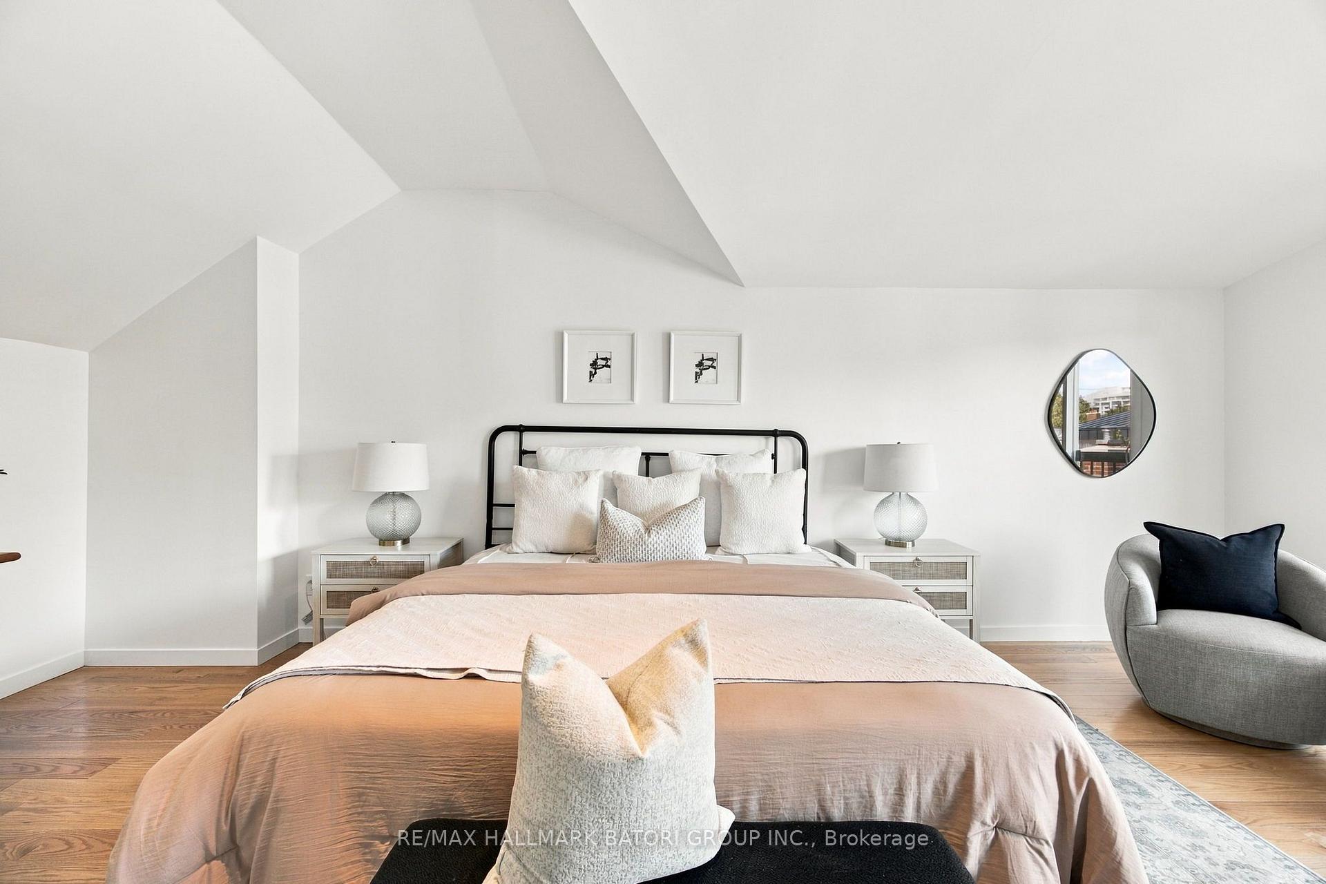 Photo 29 of 128 Wells Street, Toronto, The Annex — HOMEH