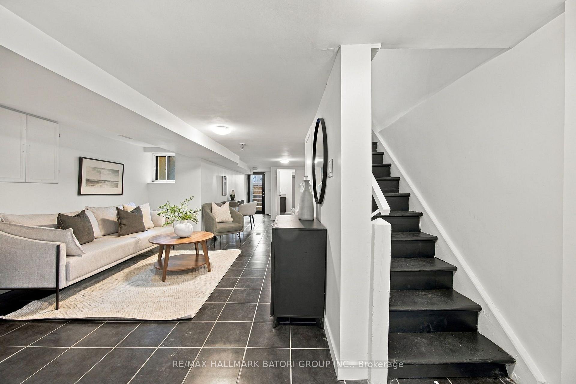 Photo 35 of 128 Wells Street, Toronto, The Annex — HOMEH
