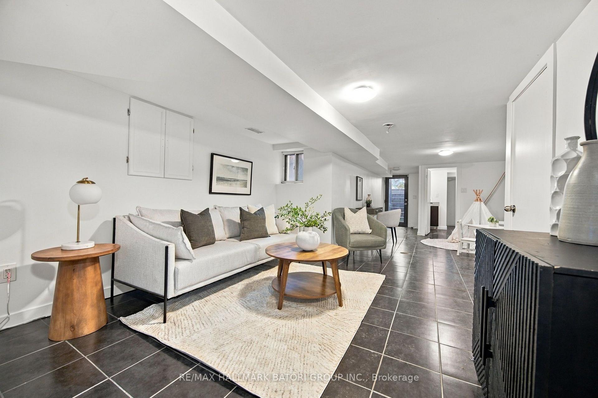 Photo 36 of 128 Wells Street, Toronto, The Annex — HOMEH