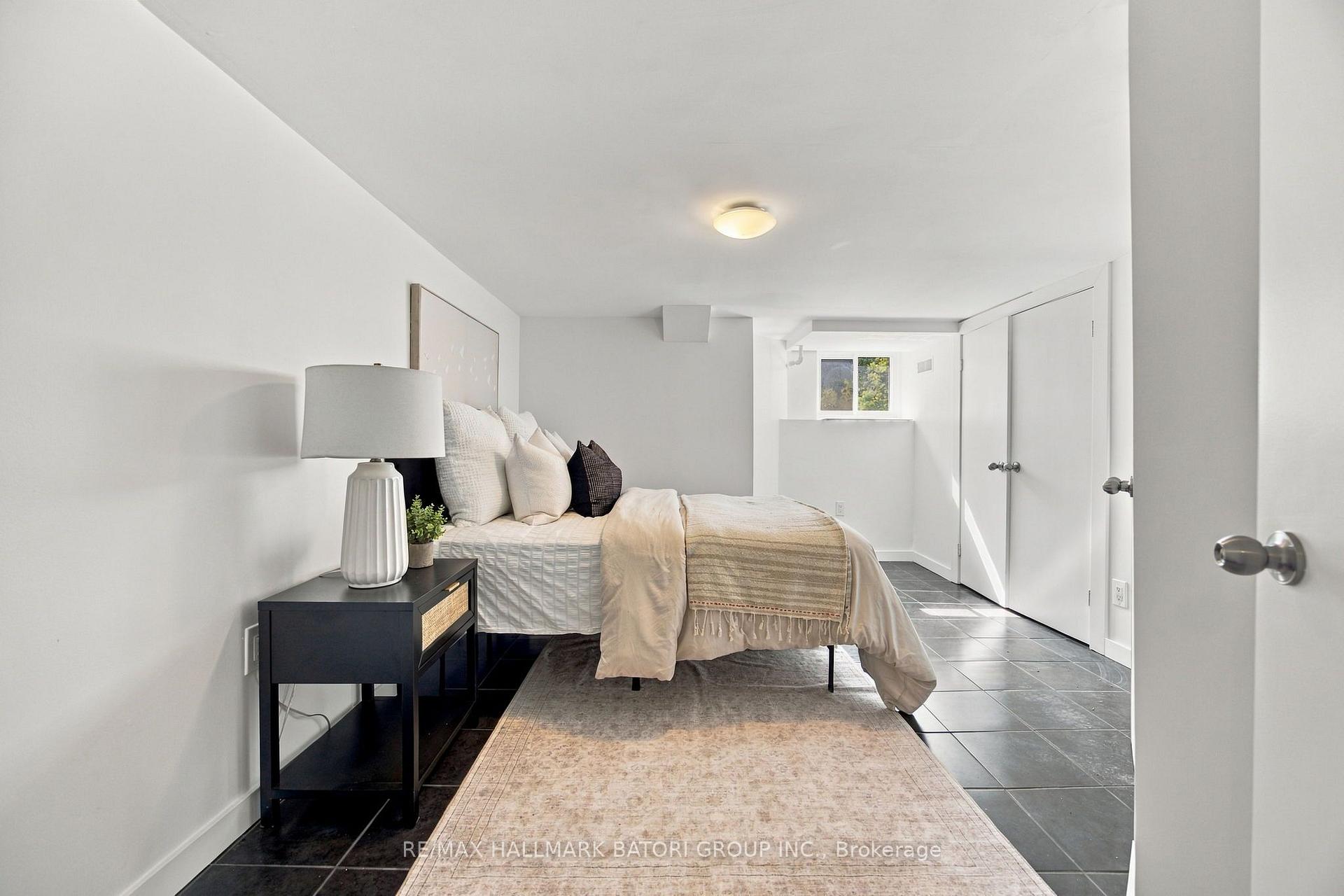 Photo 39 of 128 Wells Street, Toronto, The Annex — HOMEH