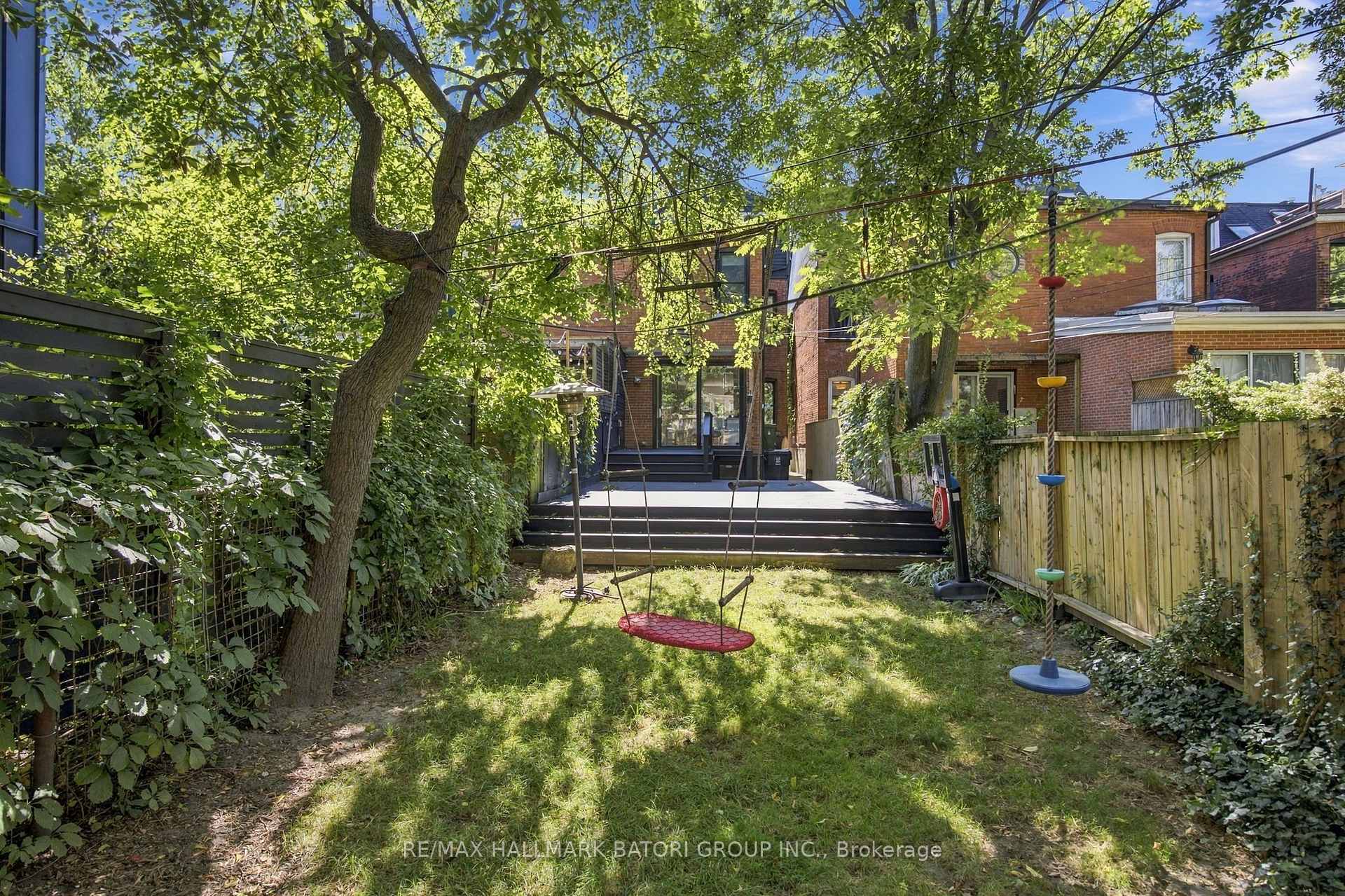 Photo 41 of 128 Wells Street, Toronto, The Annex — HOMEH