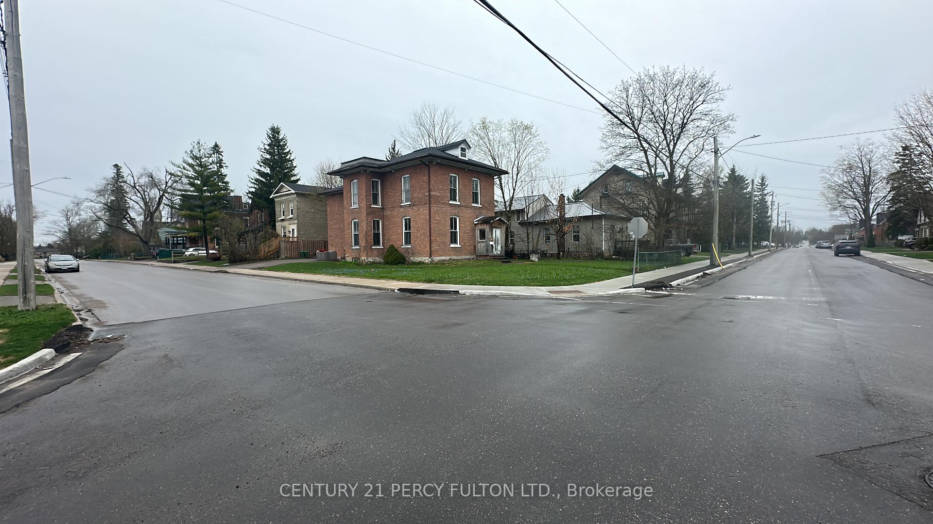 Photo of 23 Glenelg Street W