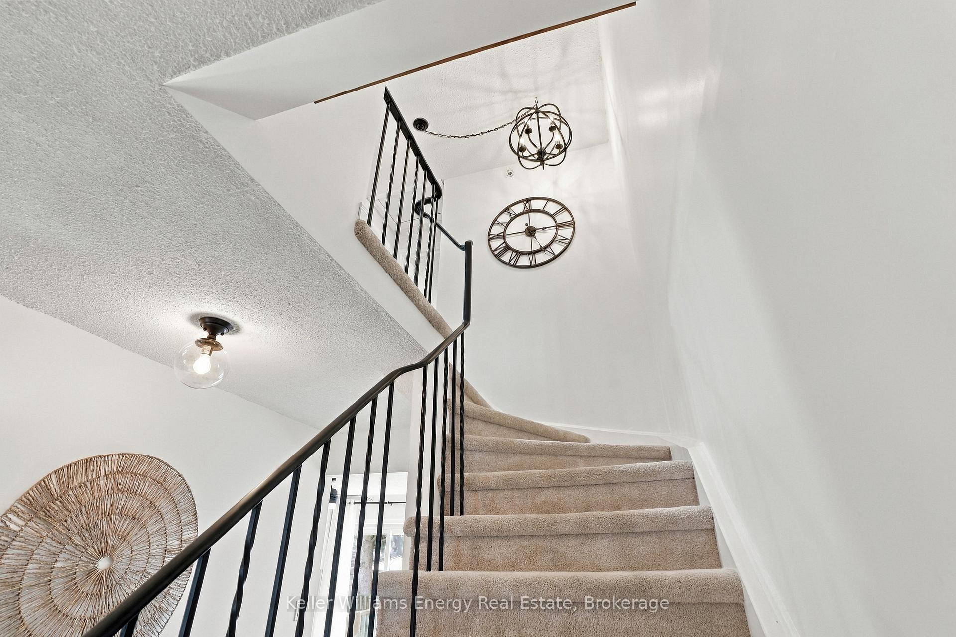 Photo 18 of 6 Overbank Drive, Oshawa, McLaughlin — HOMEH