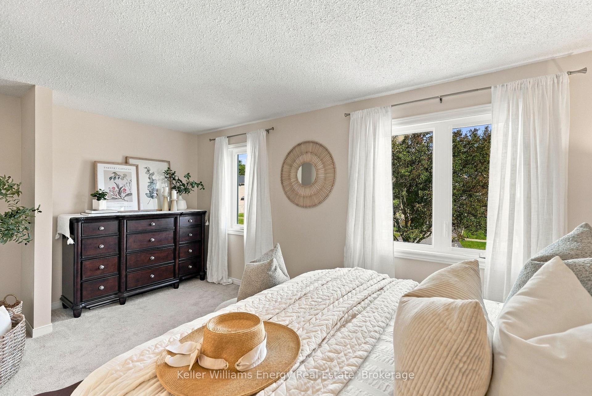 Photo 21 of 6 Overbank Drive, Oshawa, McLaughlin — HOMEH
