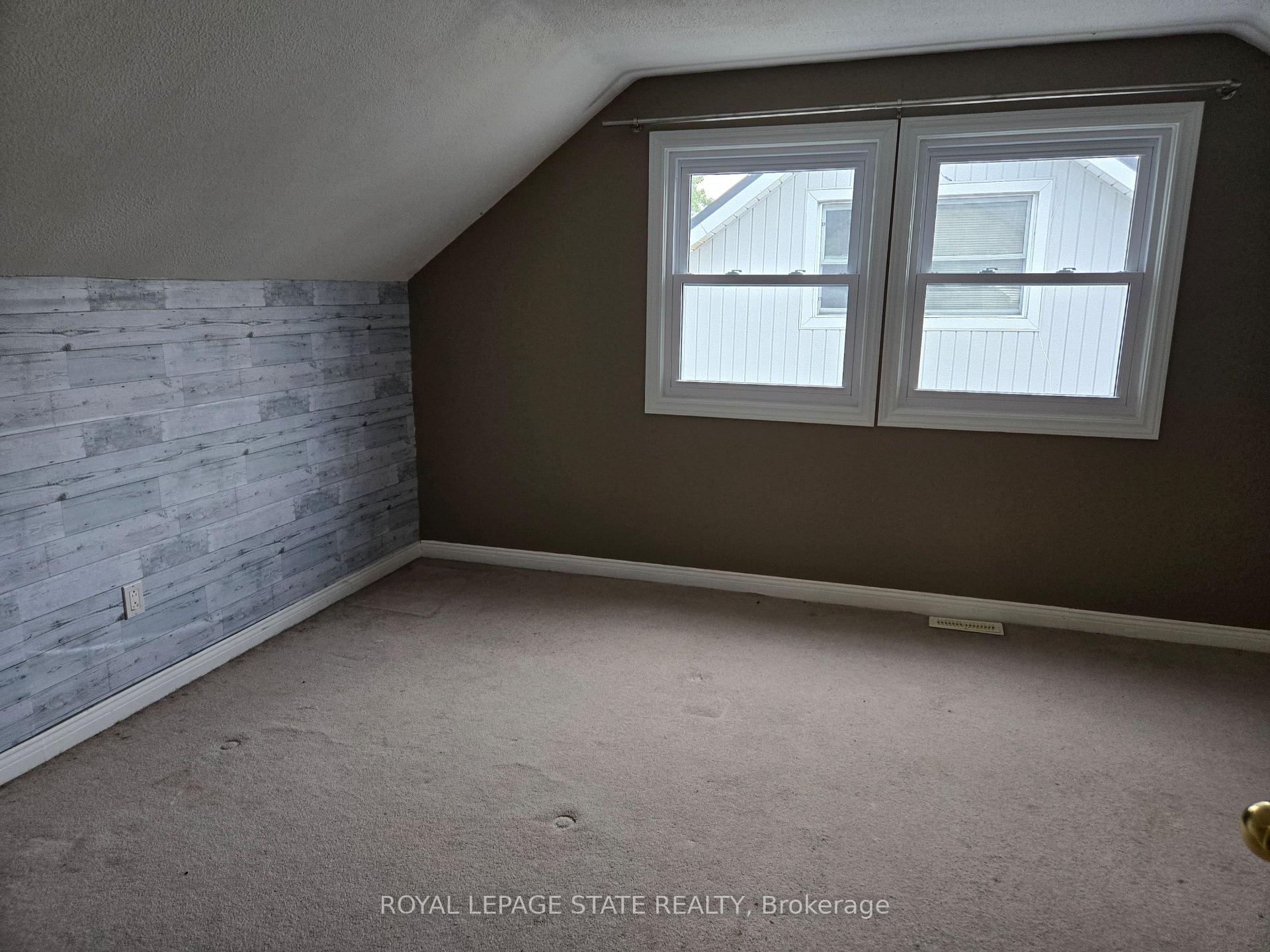 Photo 11 of 325 Simpson Avenue, Welland, Lincoln/Crowland — HOMEH