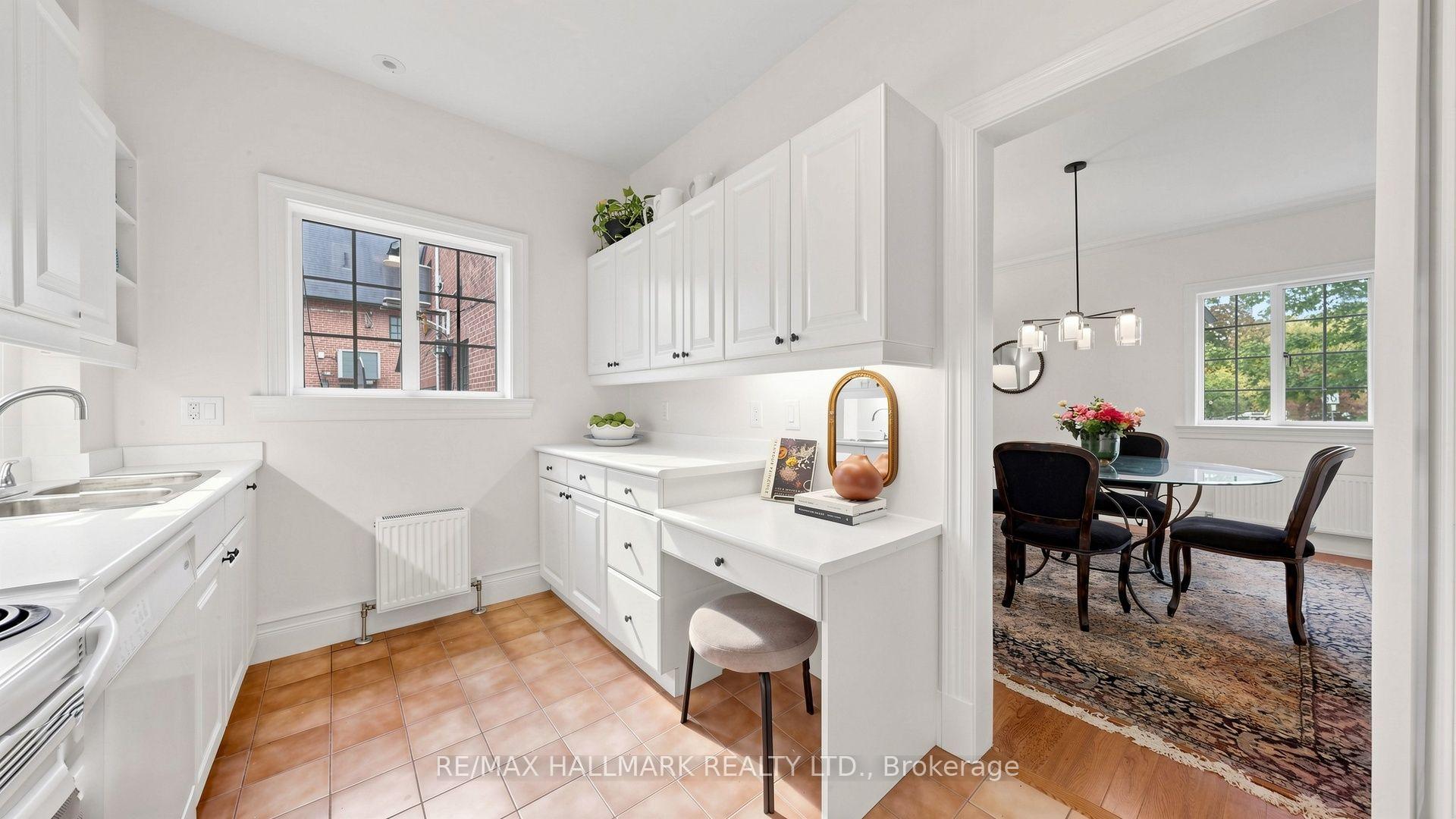 Photo 13 of 12 Ancroft Place, Toronto, Rosedale-Moore Park — HOMEH