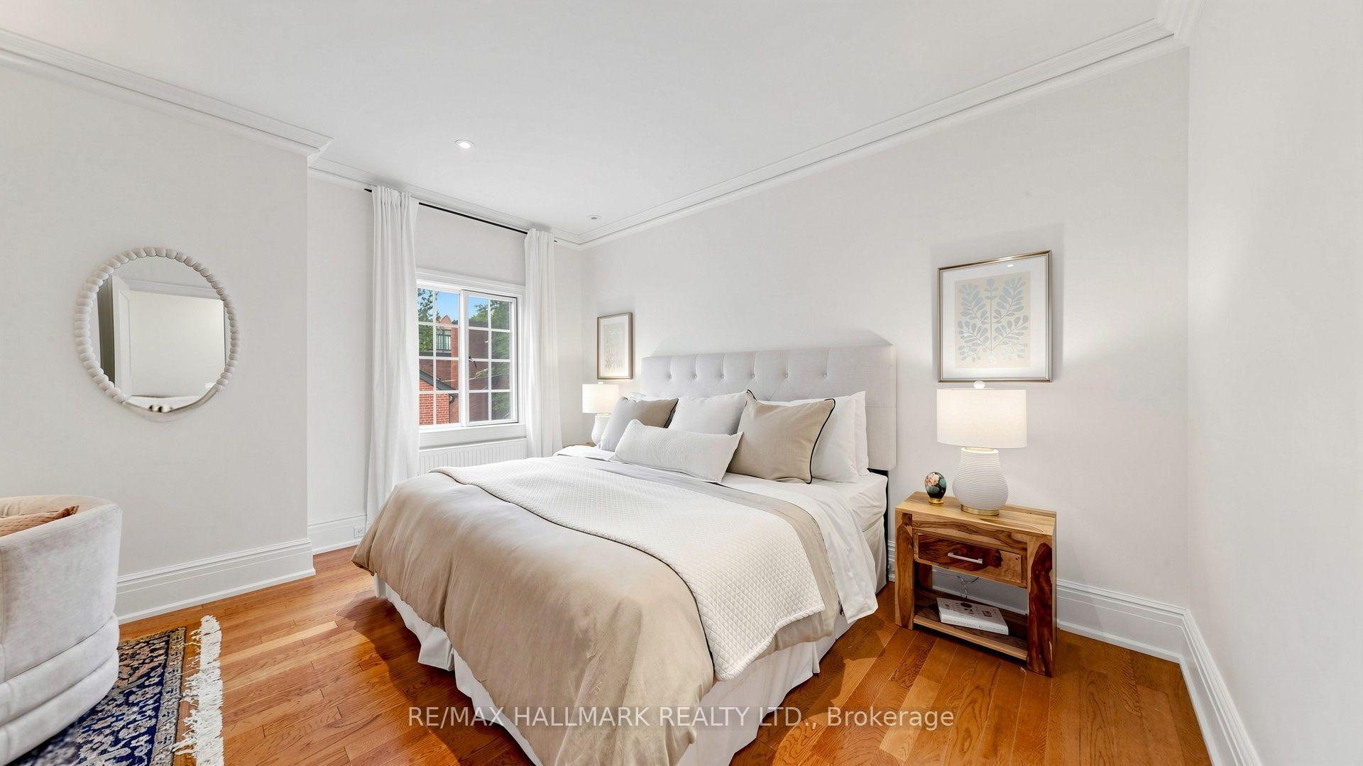 Photo 28 of 12 Ancroft Place, Toronto, Rosedale-Moore Park — HOMEH