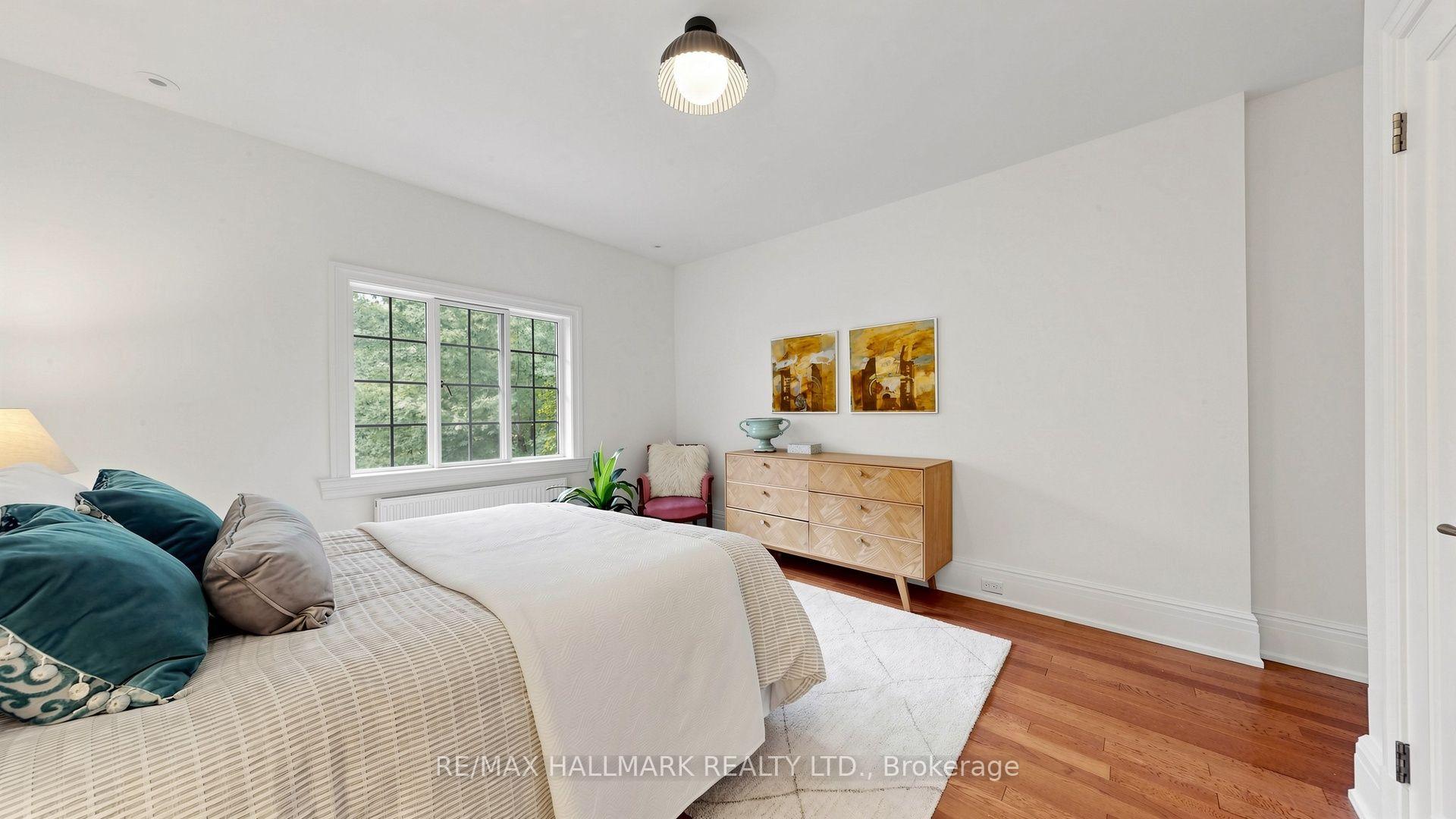 Photo 33 of 12 Ancroft Place, Toronto, Rosedale-Moore Park — HOMEH