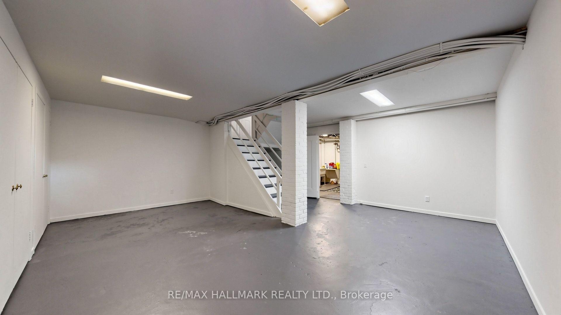 Photo 38 of 12 Ancroft Place, Toronto, Rosedale-Moore Park — HOMEH