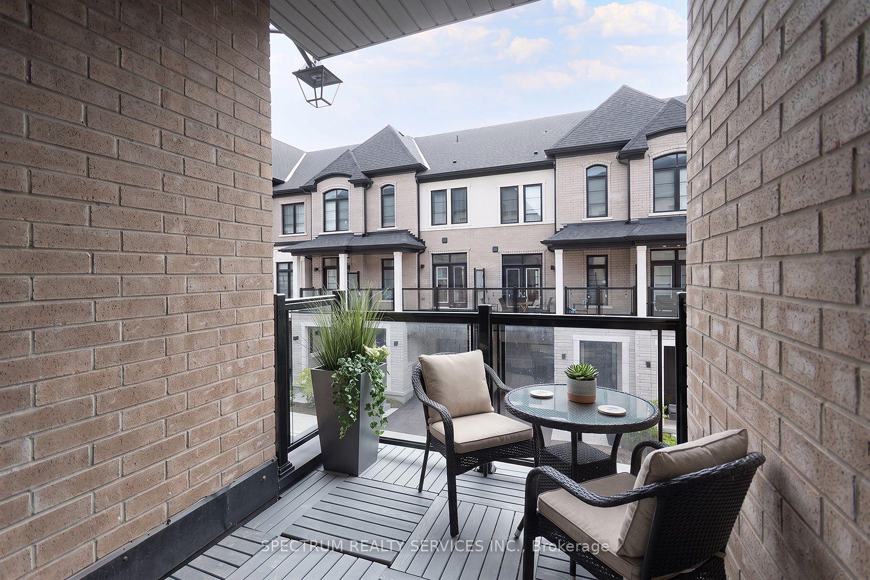 Photo 9 of 110 De La Roche Drive, Vaughan, Vellore Village — HOMEH