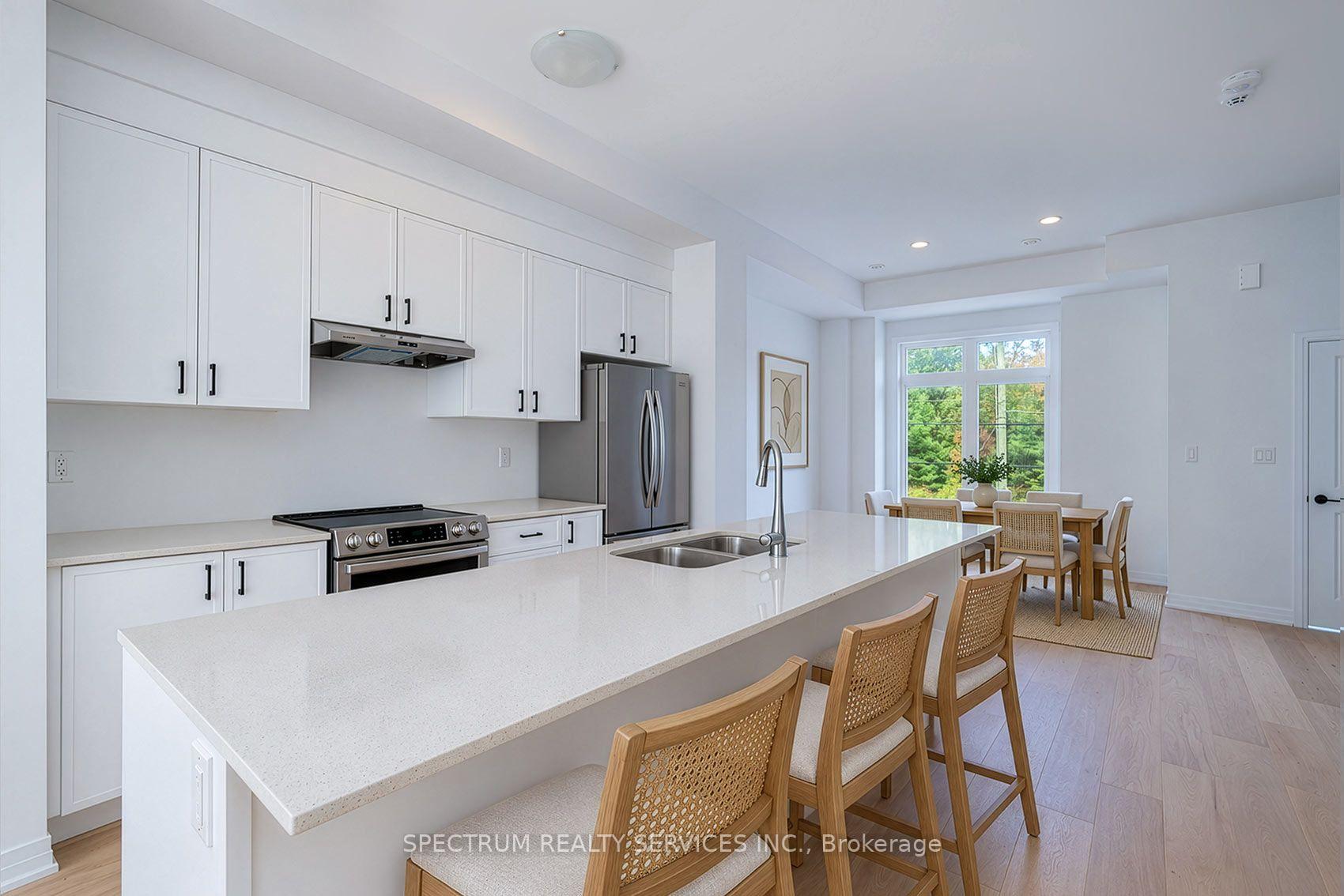 Photo 12 of 110 De La Roche Drive, Vaughan, Vellore Village — HOMEH