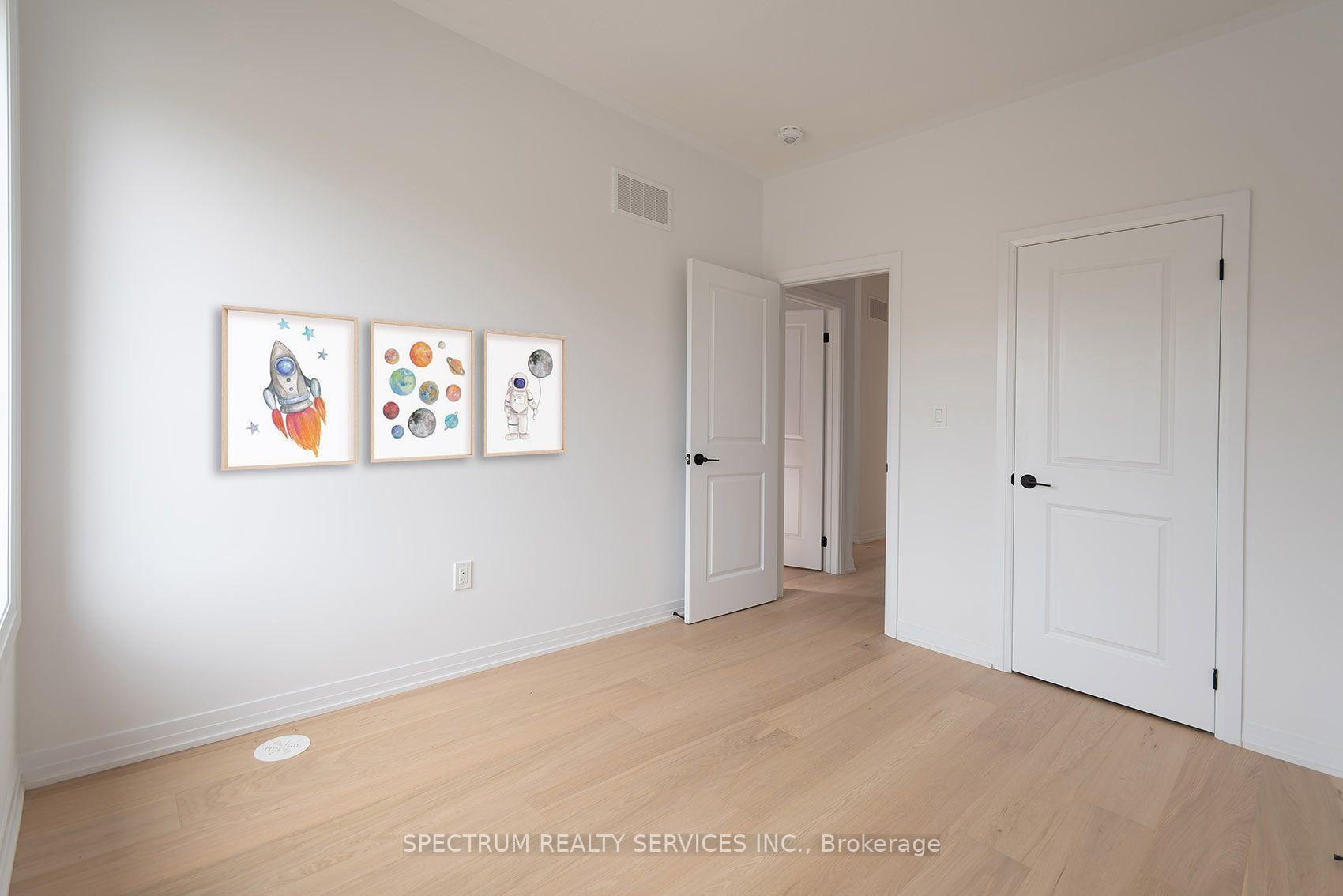 Photo 23 of 110 De La Roche Drive, Vaughan, Vellore Village — HOMEH