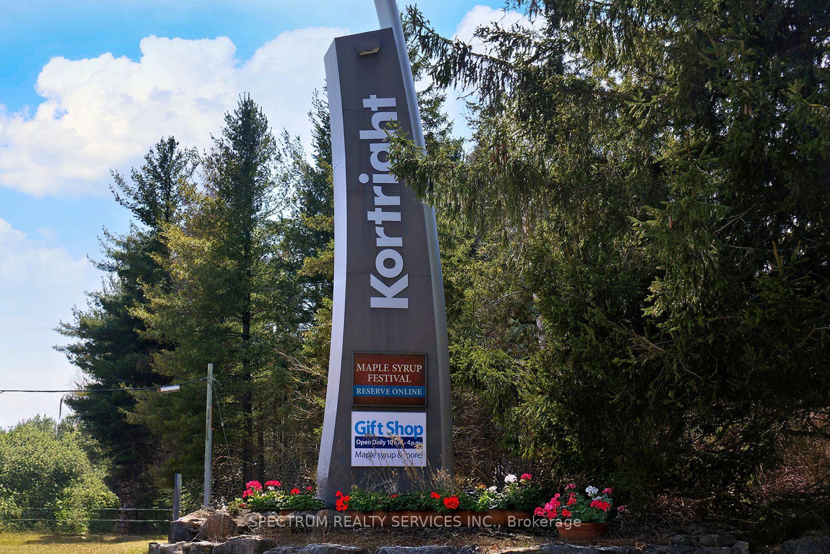 Photo 41 of 110 De La Roche Drive, Vaughan, Vellore Village — HOMEH