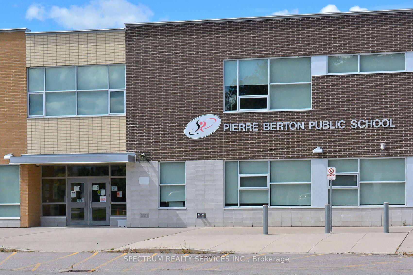 Photo 47 of 110 De La Roche Drive, Vaughan, Vellore Village — HOMEH