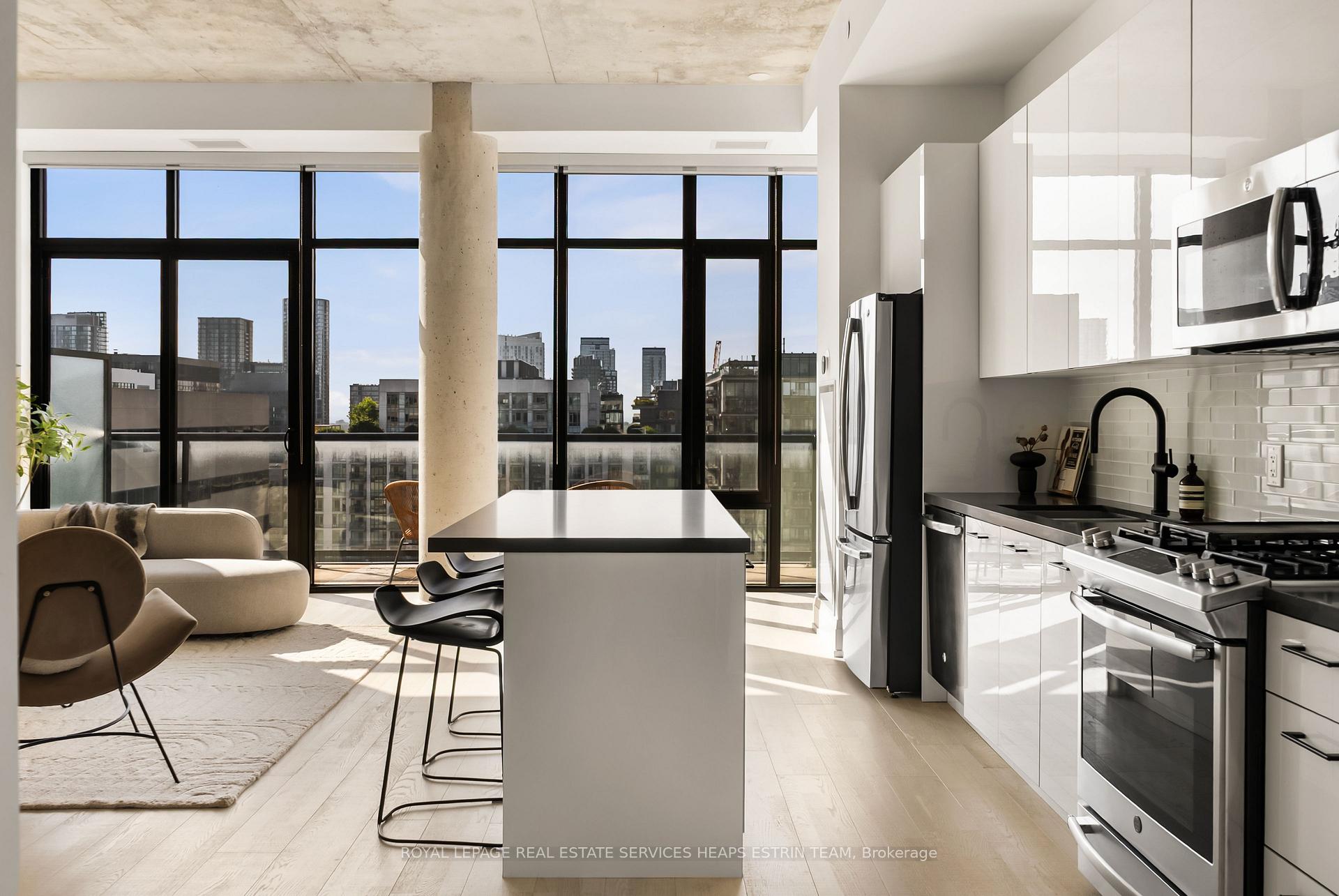 Photo 6 of Unit PH05, 608 Richmond Street W, Toronto, Waterfront Communities — HOMEH