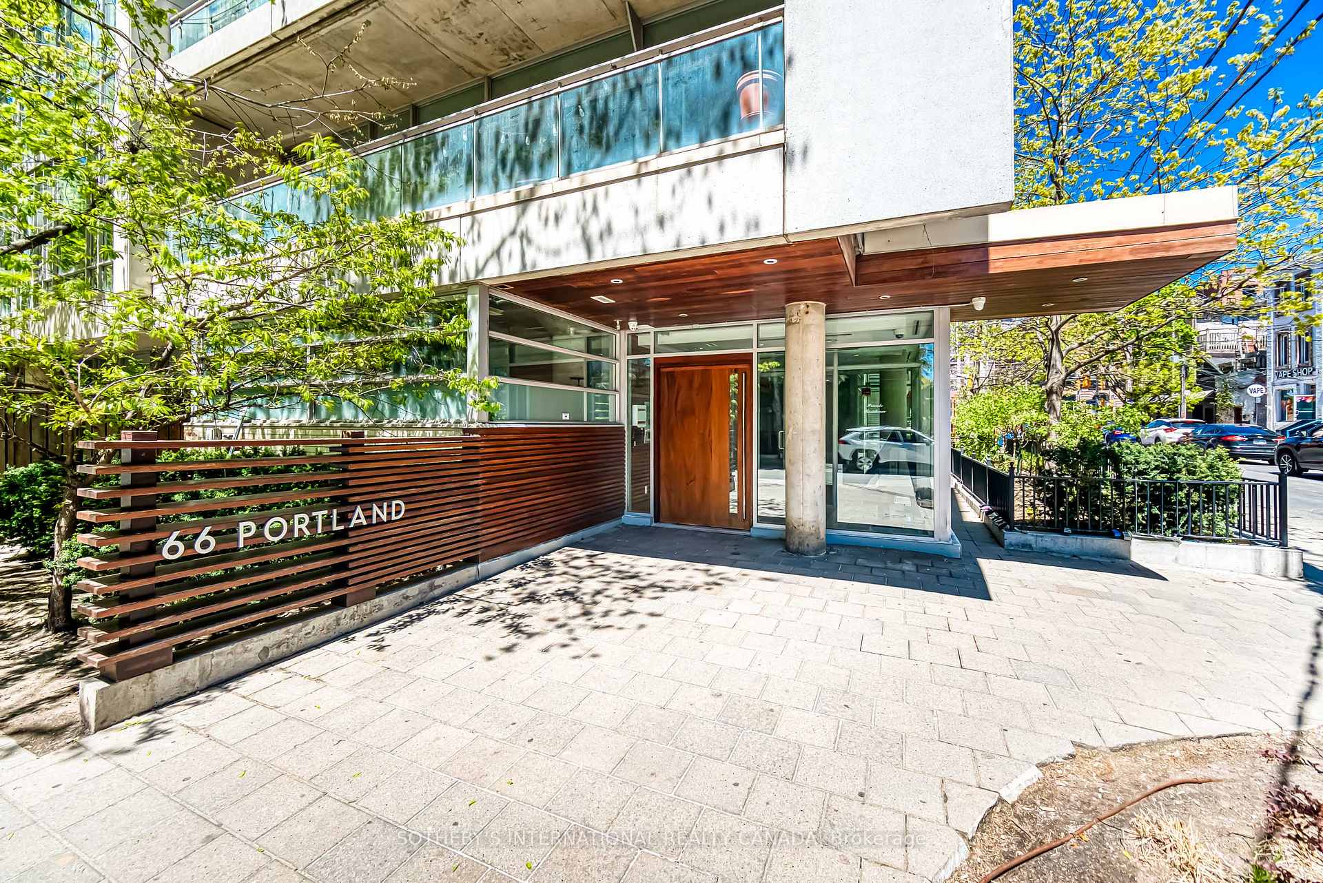 Photo 2 of 66 Portland Street, Toronto, Waterfront Communities — HOMEH