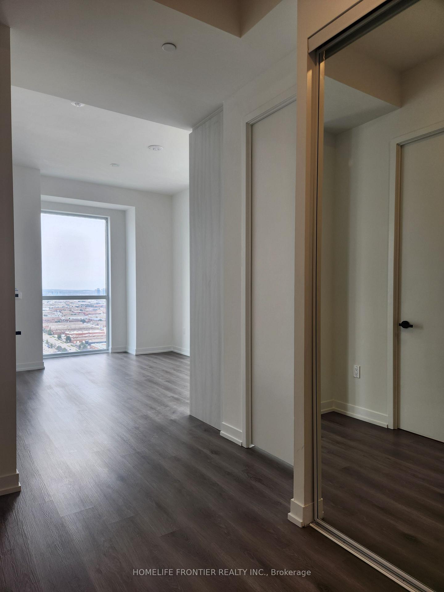 Photo 9 of Unit 3612, 225 Commerce Street, Vaughan, Vaughan Corporate Centre — HOMEH