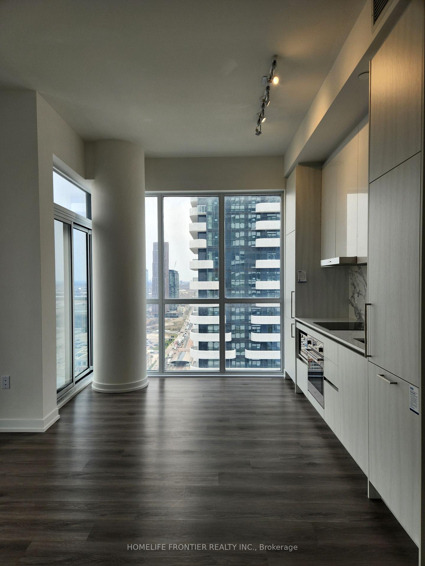 Photo 10 of Unit 3612, 225 Commerce Street, Vaughan, Vaughan Corporate Centre — HOMEH