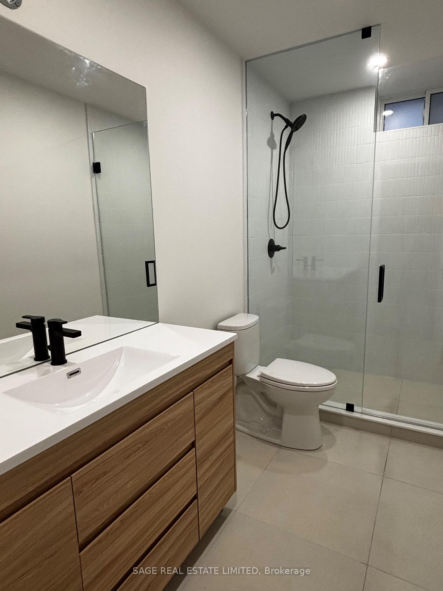 Photo 14 of Unit Walk Out, 22 Austin Terrace, Toronto, Casa Loma — HOMEH