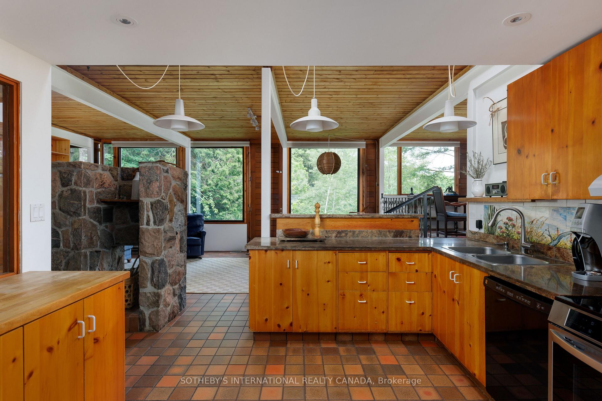 Photo 6 of 14645 7th Concession, King, Rural King — HOMEH