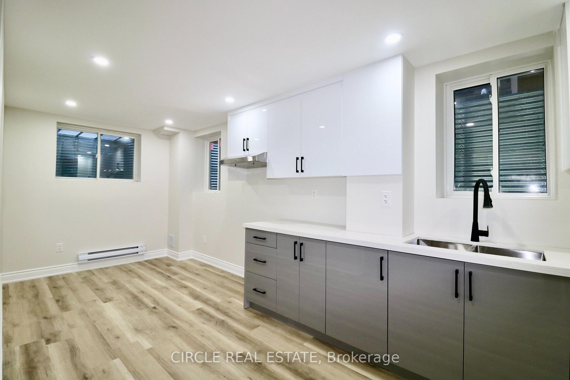 Photo 2 of Unit 1, 59 Phoenix Boulevard, Barrie, Rural Barrie Southeast — HOMEH