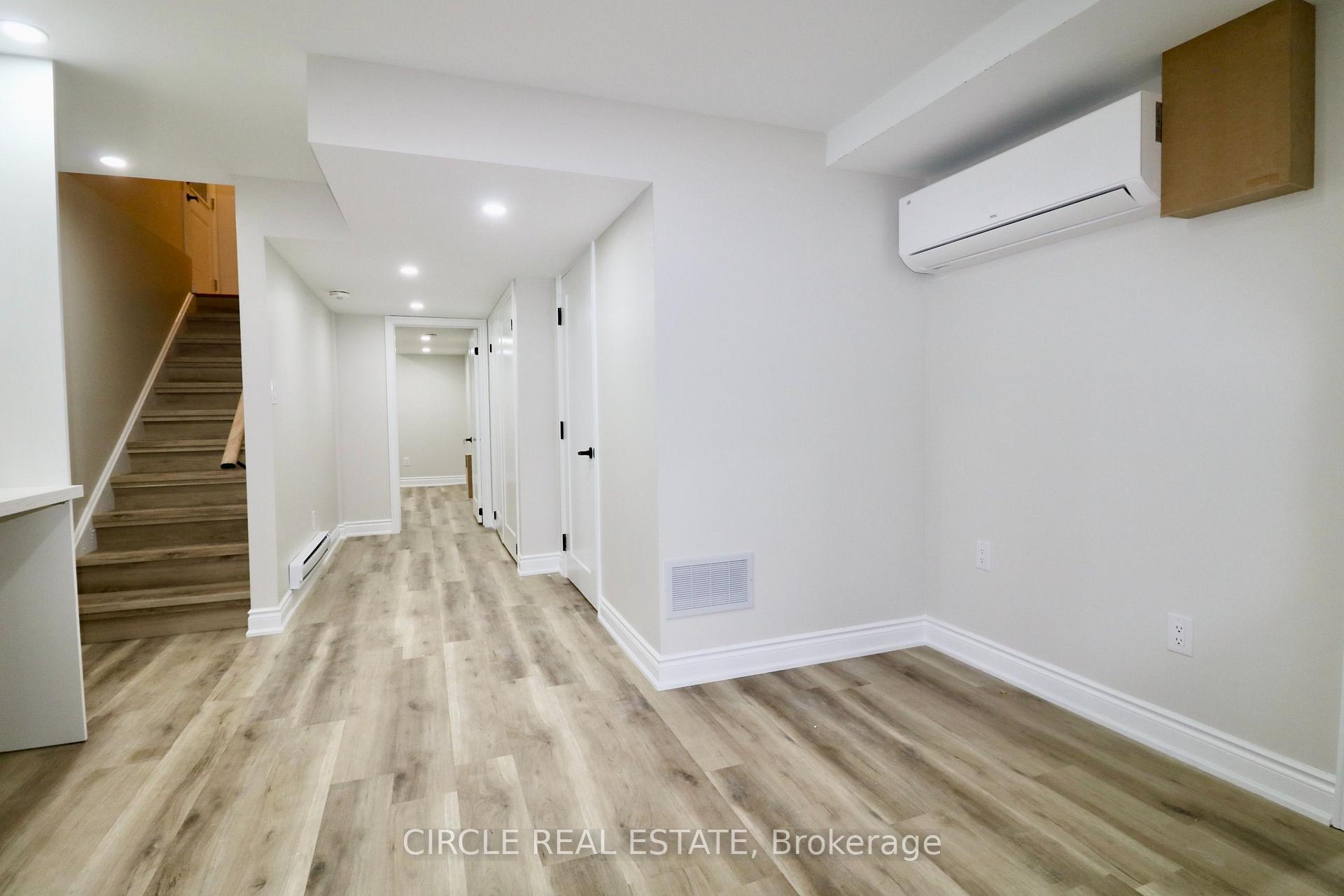 Photo 6 of Unit 1, 59 Phoenix Boulevard, Barrie, Rural Barrie Southeast — HOMEH