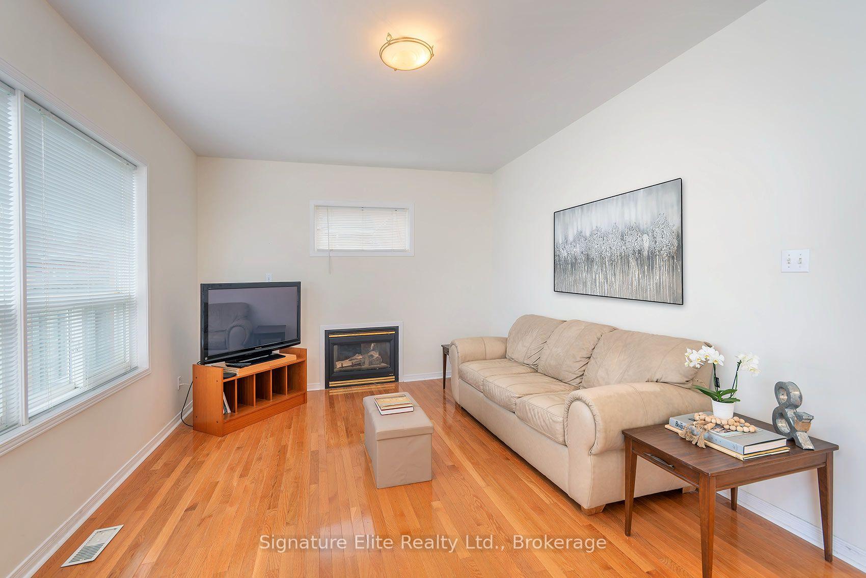 Photo 5 of 48 Humberside Avenue, Brampton, Snelgrove — HOMEH