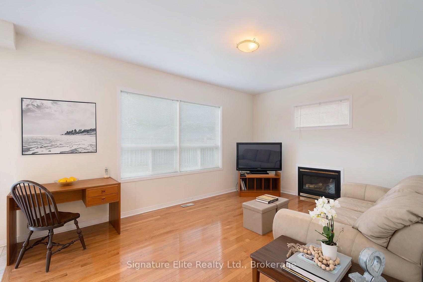 Photo 7 of 48 Humberside Avenue, Brampton, Snelgrove — HOMEH