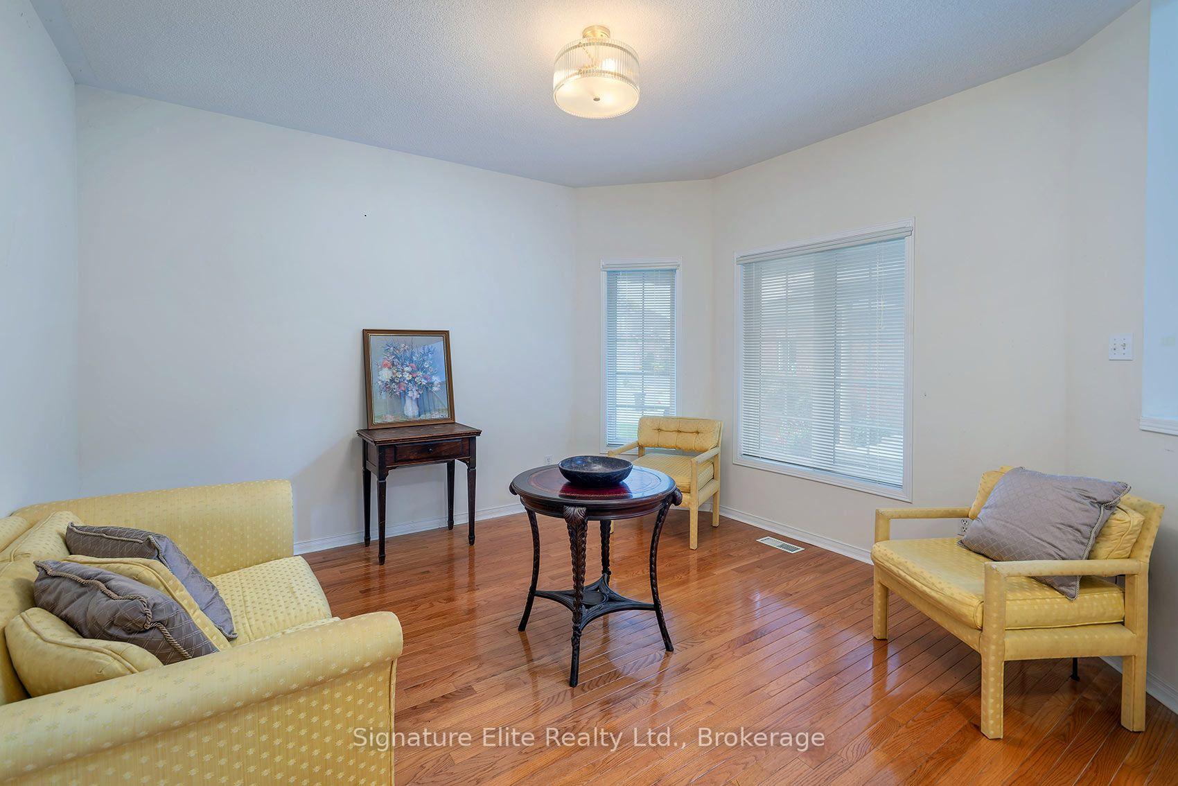 Photo 20 of 48 Humberside Avenue, Brampton, Snelgrove — HOMEH