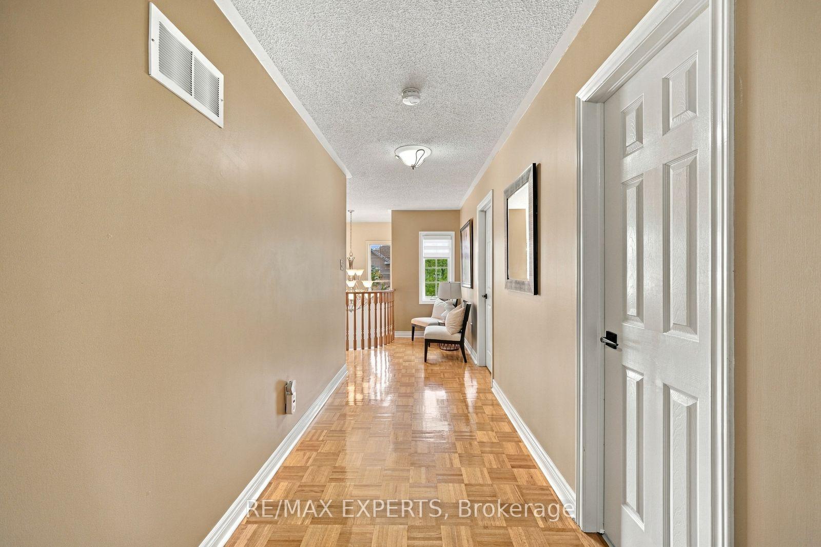 Photo 20 of 75 Keegan Crescent, Vaughan, Sonoma Heights — HOMEH