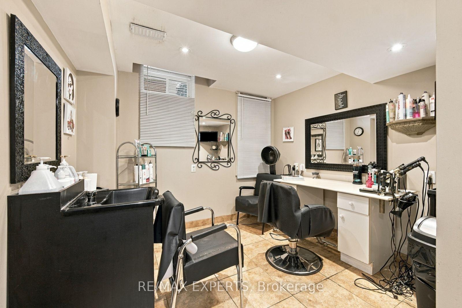 Photo 23 of 75 Keegan Crescent, Vaughan, Sonoma Heights — HOMEH